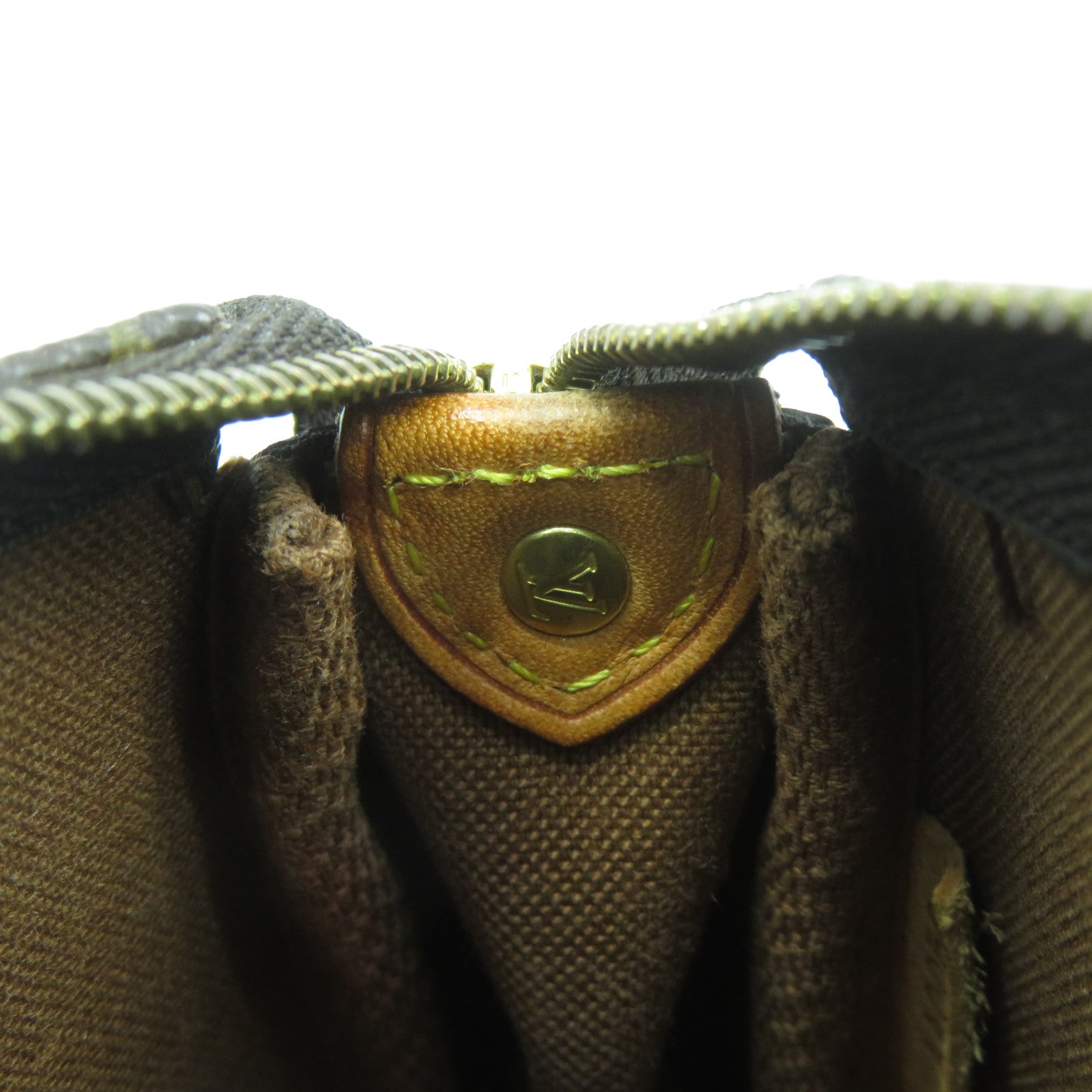 LOUIS VUITTON Monogram Pochette Eva金扣手挽肩背兩用袋啡色