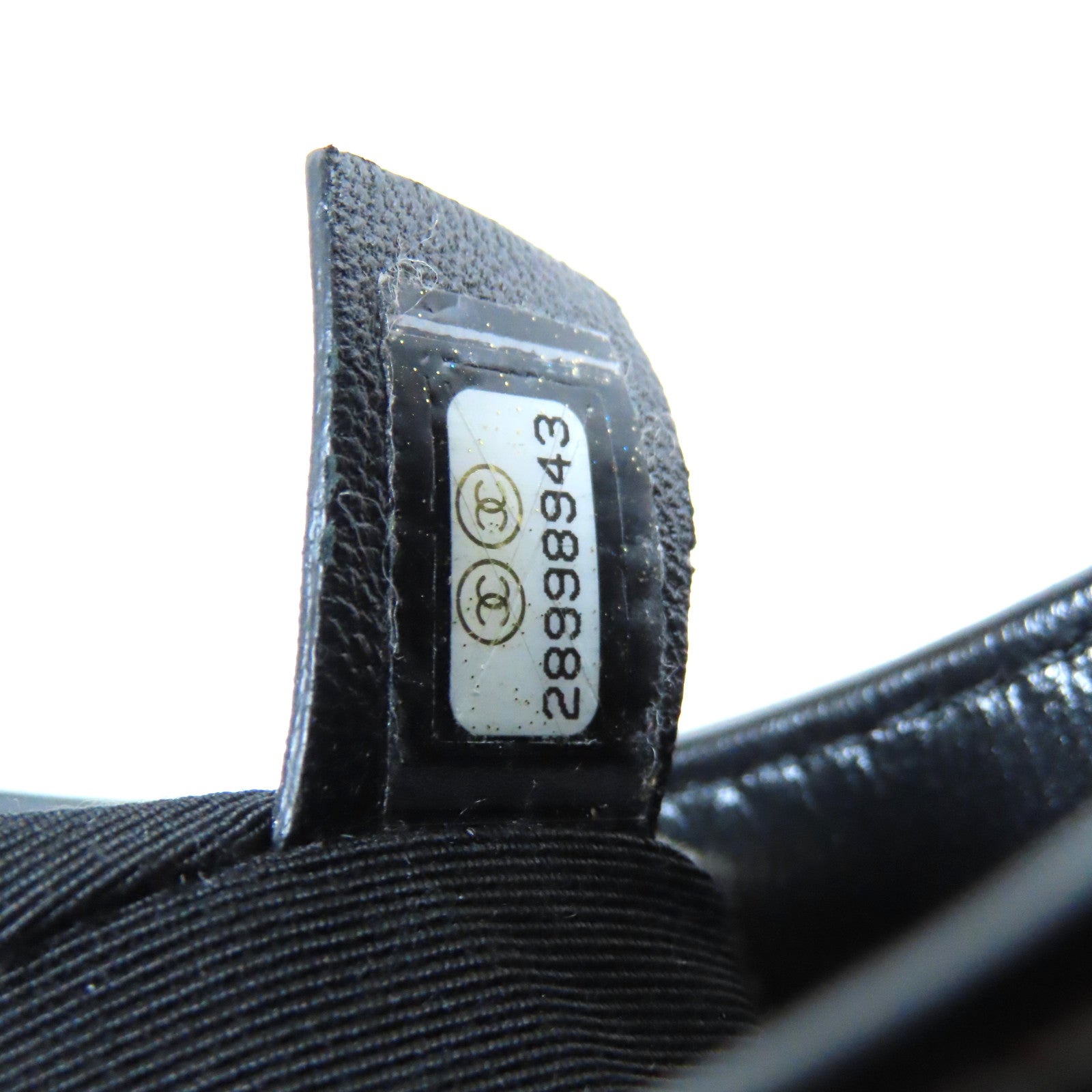 CHANEL 菱格牛皮皮革Chain Shoulder金扣鏈帶肩背袋黑色