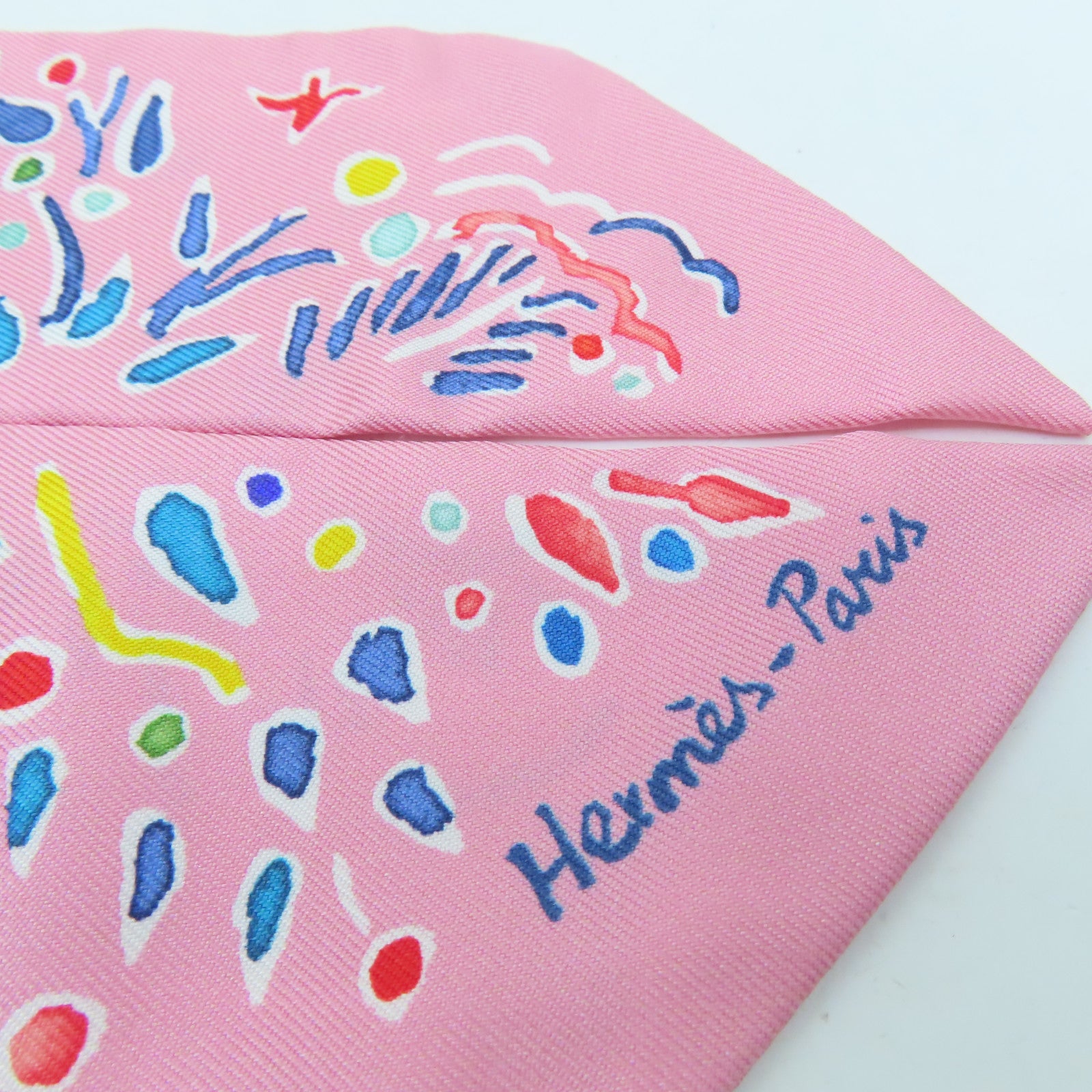 HERMES Silk Twilly Scarf Pink