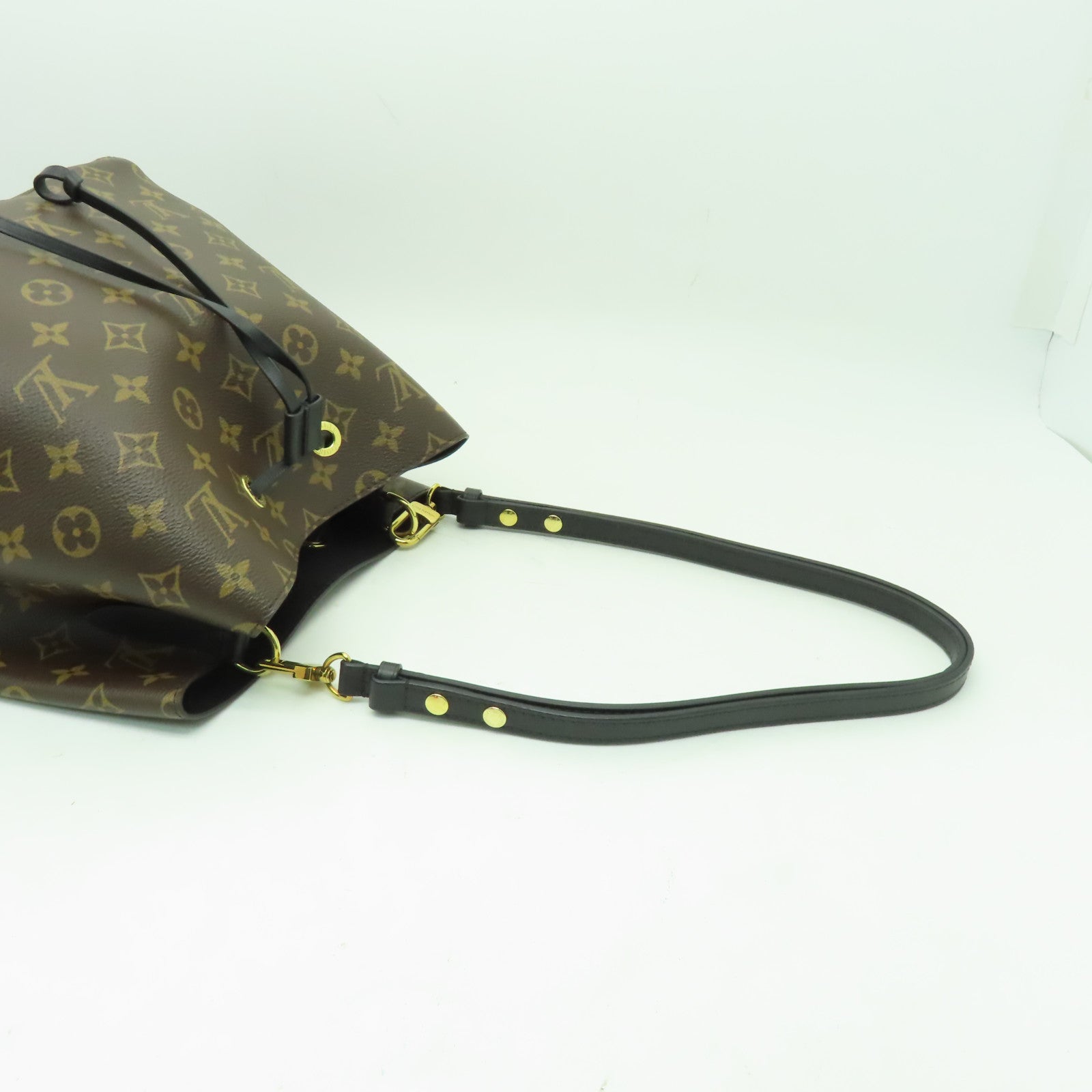 LOUIS VUITTON Monogram NeoNoe MM金扣肩背袋啡色/黑色