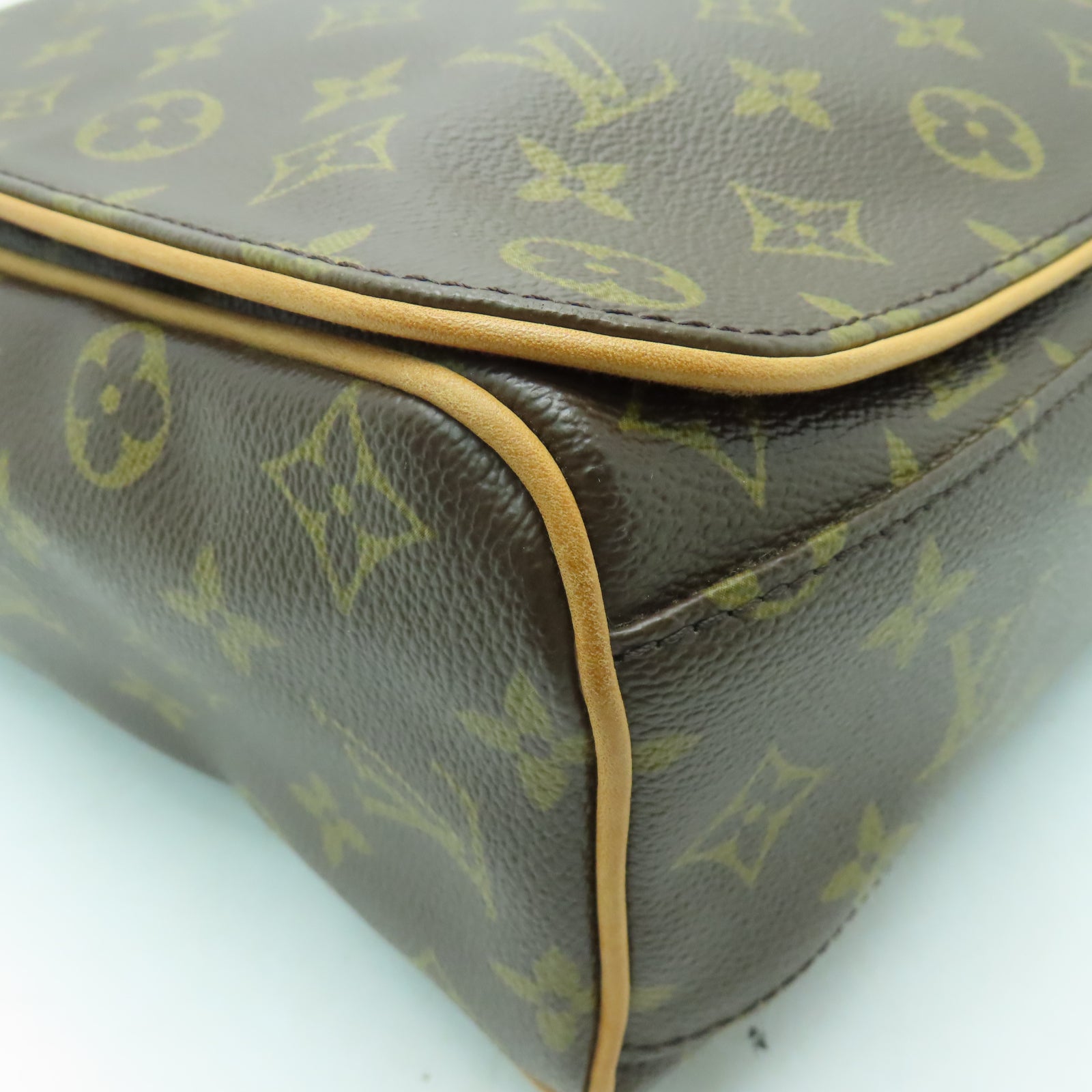 LOUIS VUITTON Monogram Abbesses金扣肩背袋啡色