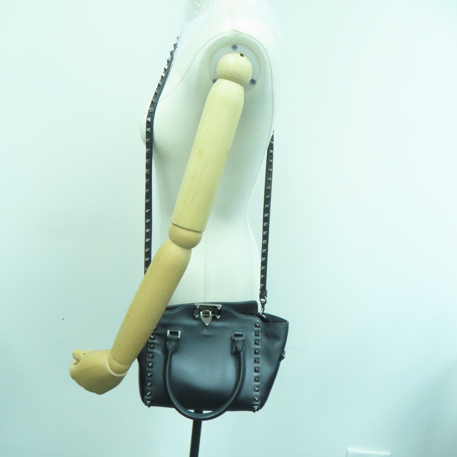 Valentino 牛皮皮革2way Shoulder Bag银扣手挽肩背两用袋黑色