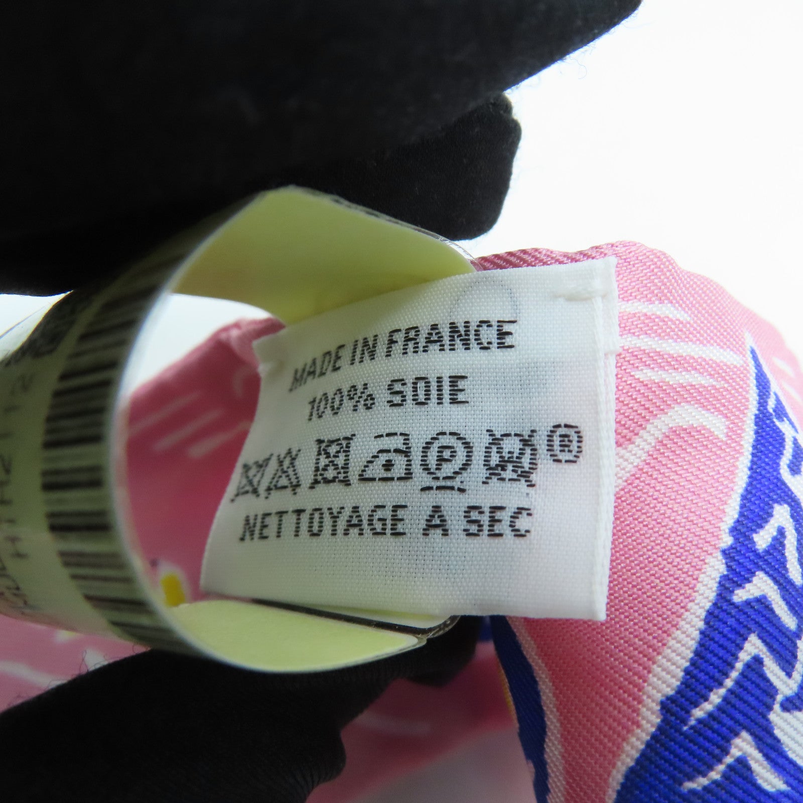 HERMES Silk Twilly Scarf Pink