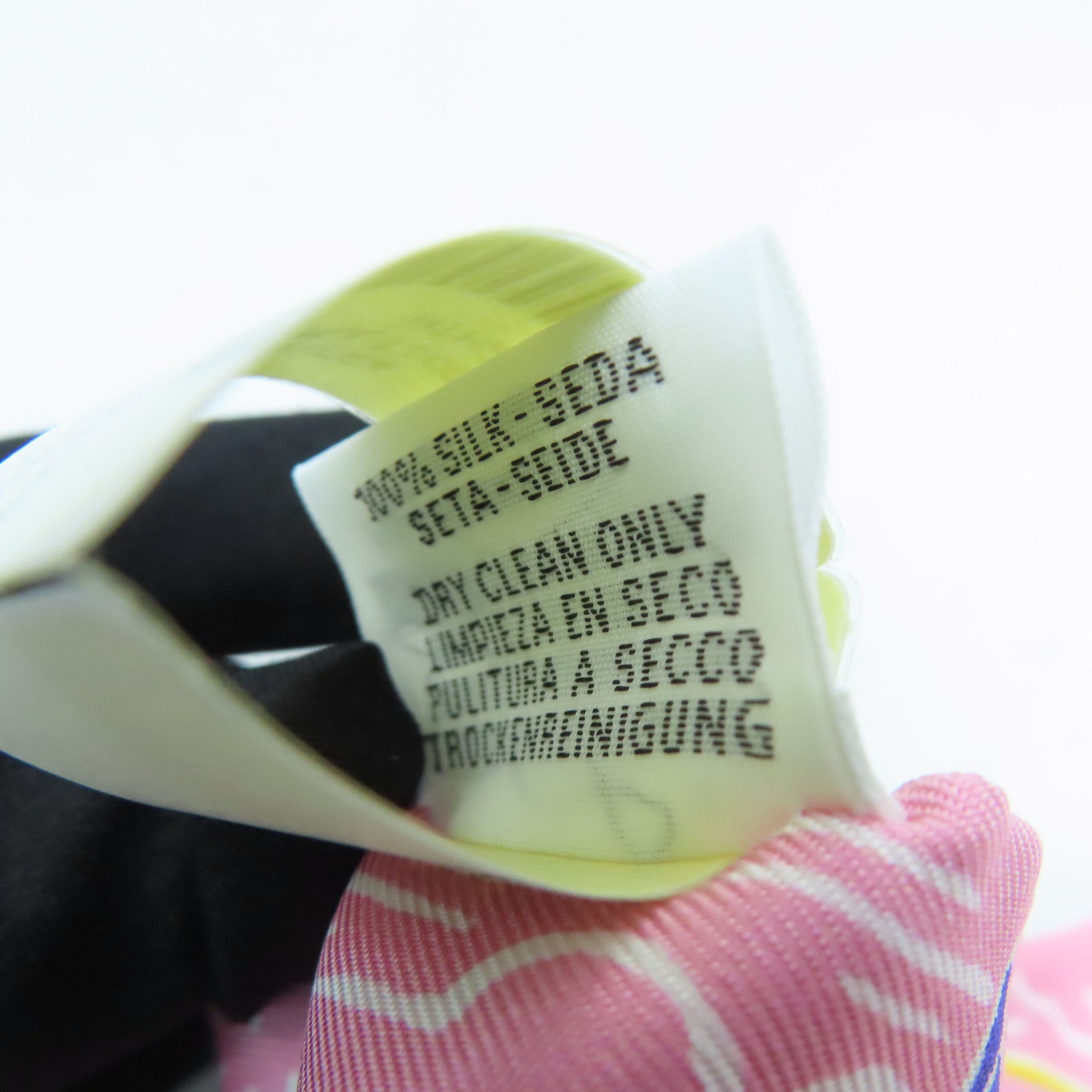 HERMES Silk Twilly Scarf Pink