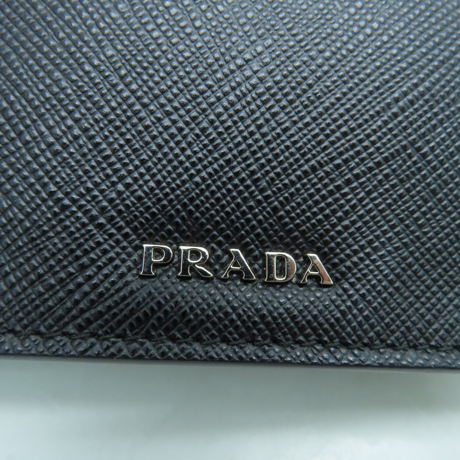 PRADA Saffiano皮革Clutch Bag銀扣手拿包