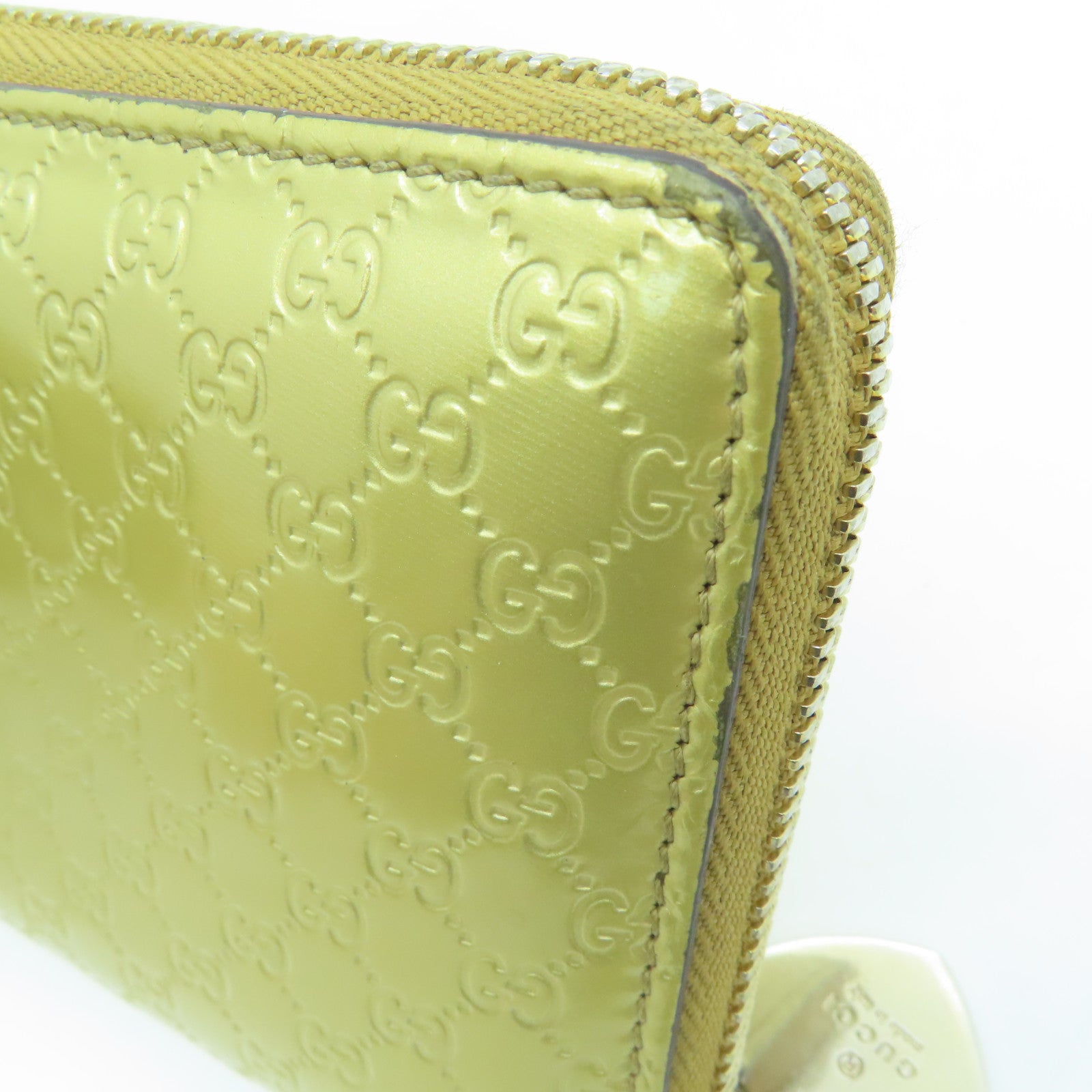 GUCCI 【激減優惠】漆皮皮革Round Wallet金扣長錢包金色