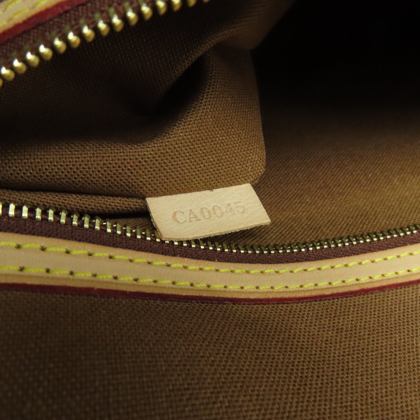 LOUIS VUITTON Monogram Abbesses金扣肩背袋啡色