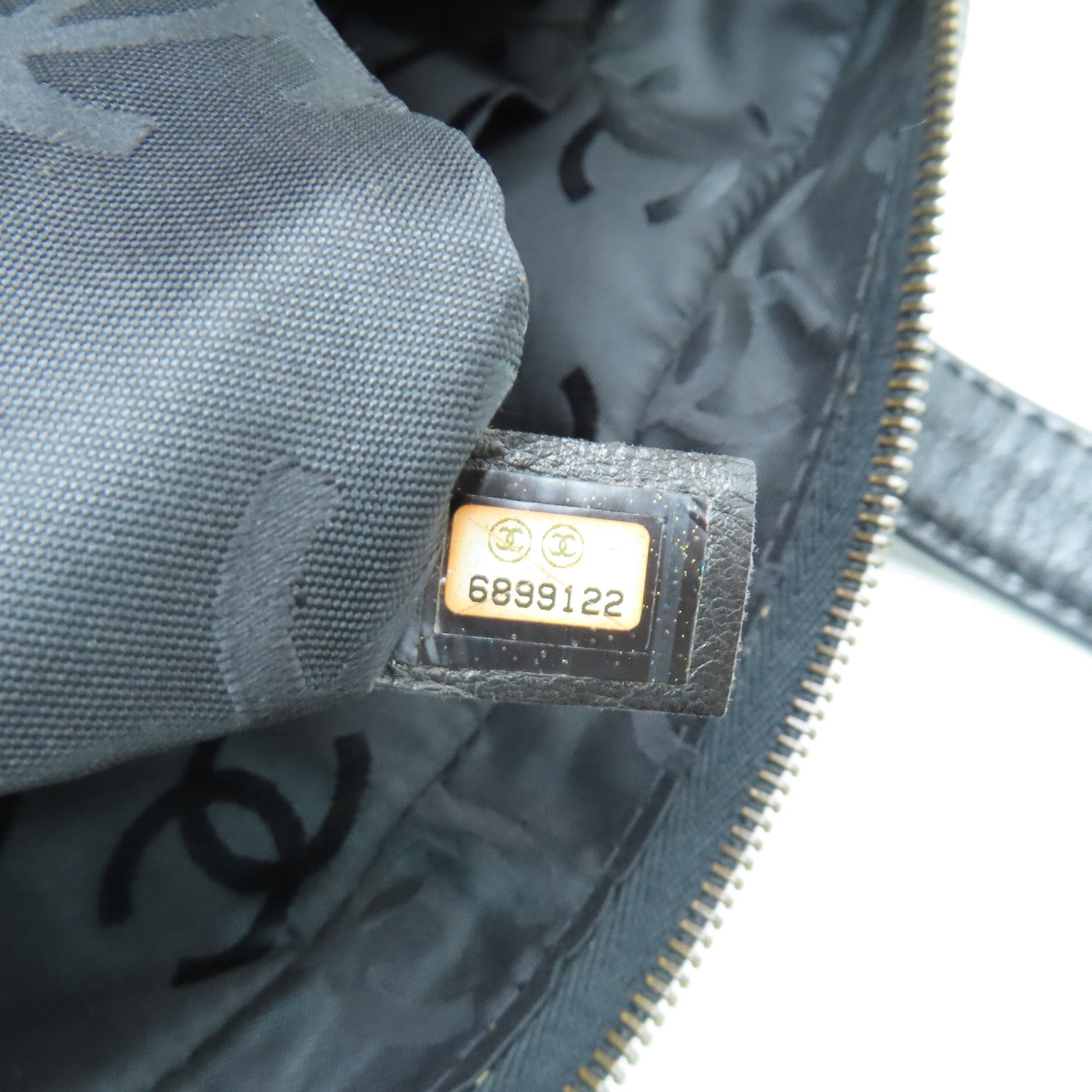 CHANEL 菱格牛皮皮革Handbag金扣手挽袋黑色