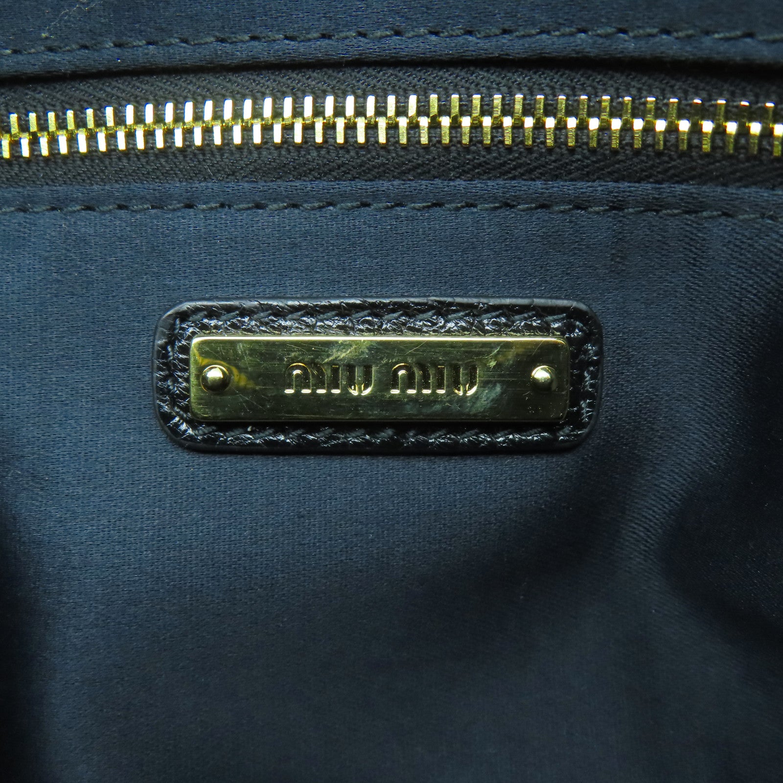 Miu Miu 毛茸Clutch With Chain金扣肩背袋/手拿包黑色