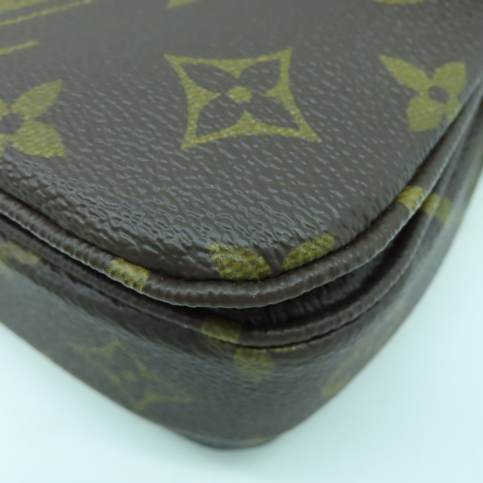 LOUIS VUITTON Monogram Pochette Metis East West金扣鏈帶手挽肩背兩用袋啡色