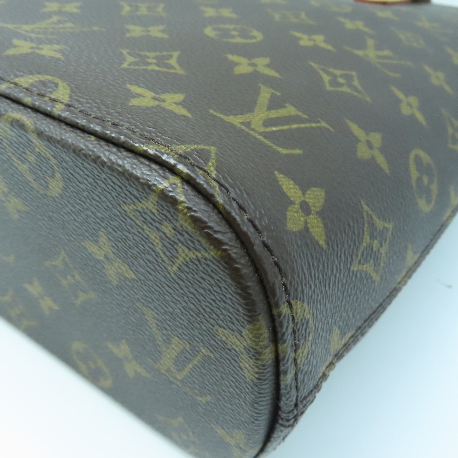 LOUIS VUITTON Monogram Vavin GM Gold Buckle Handle Bag Brown