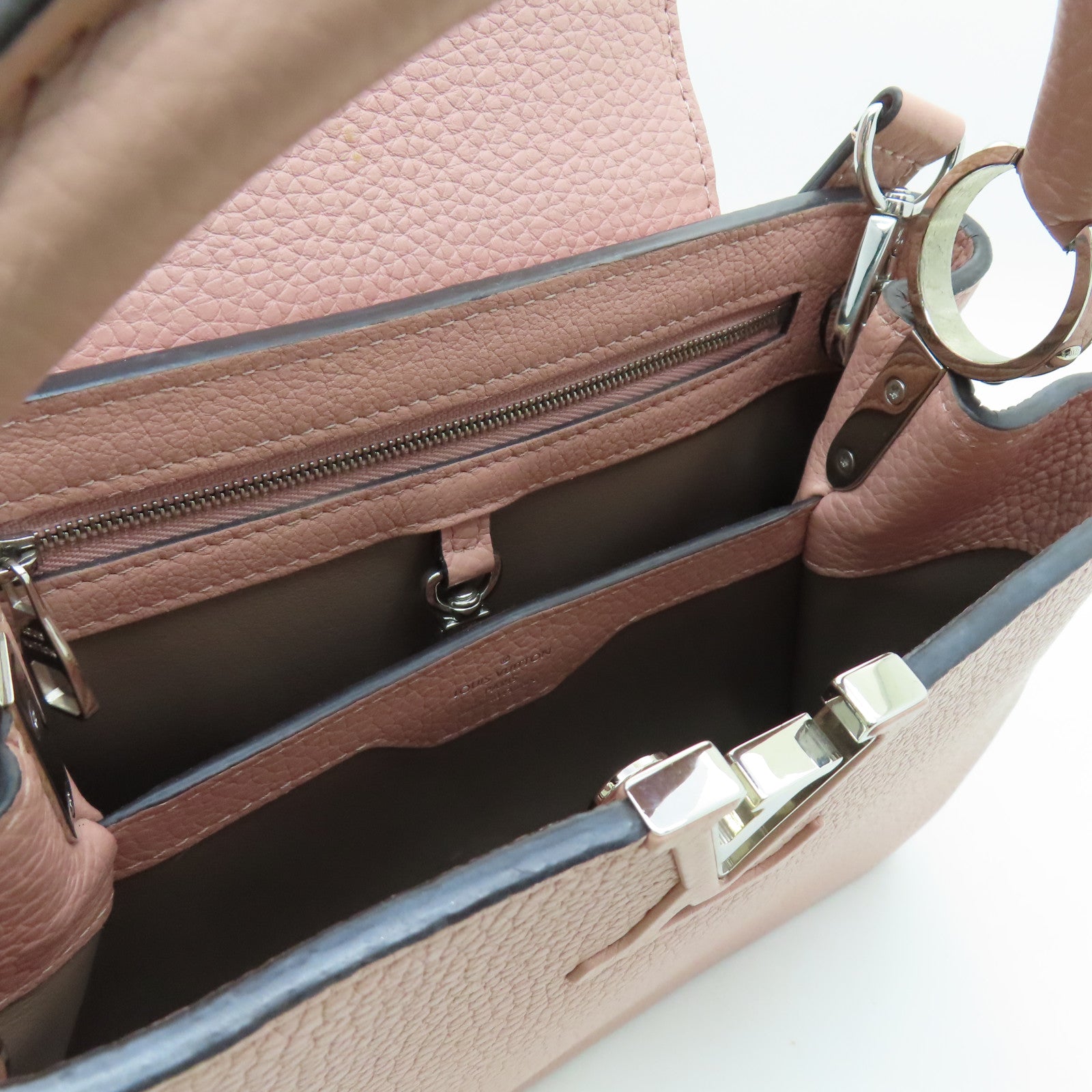 LOUIS VUITTON 牛皮皮革Capucines銀扣肩背袋粉紅色