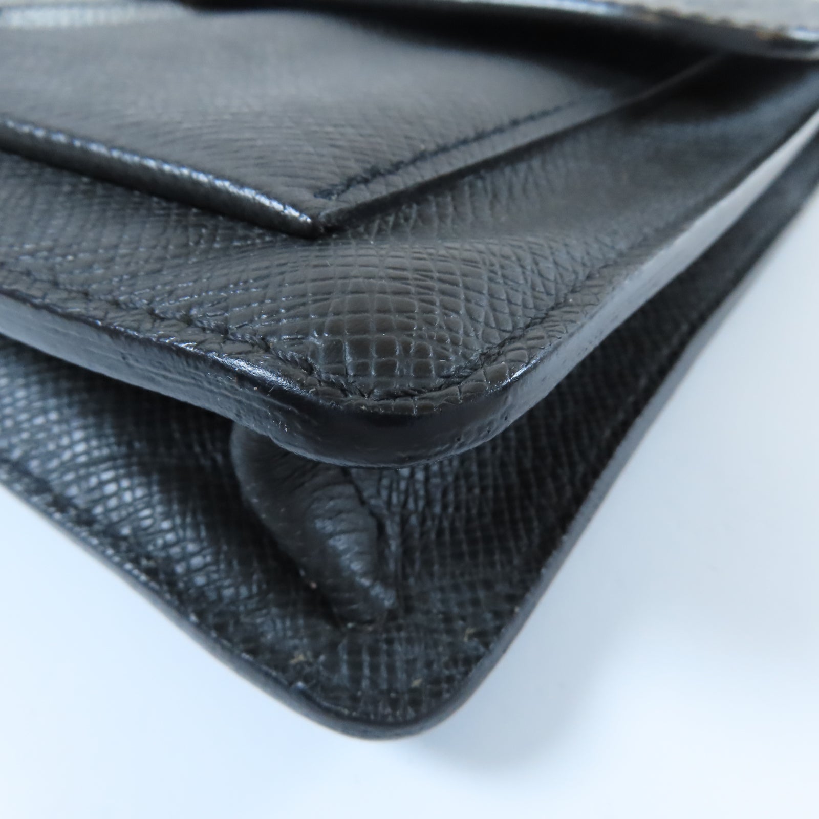 LOUIS VUITTON 牛皮皮革Neo Bellaia Clutch銀扣手拿包黑色