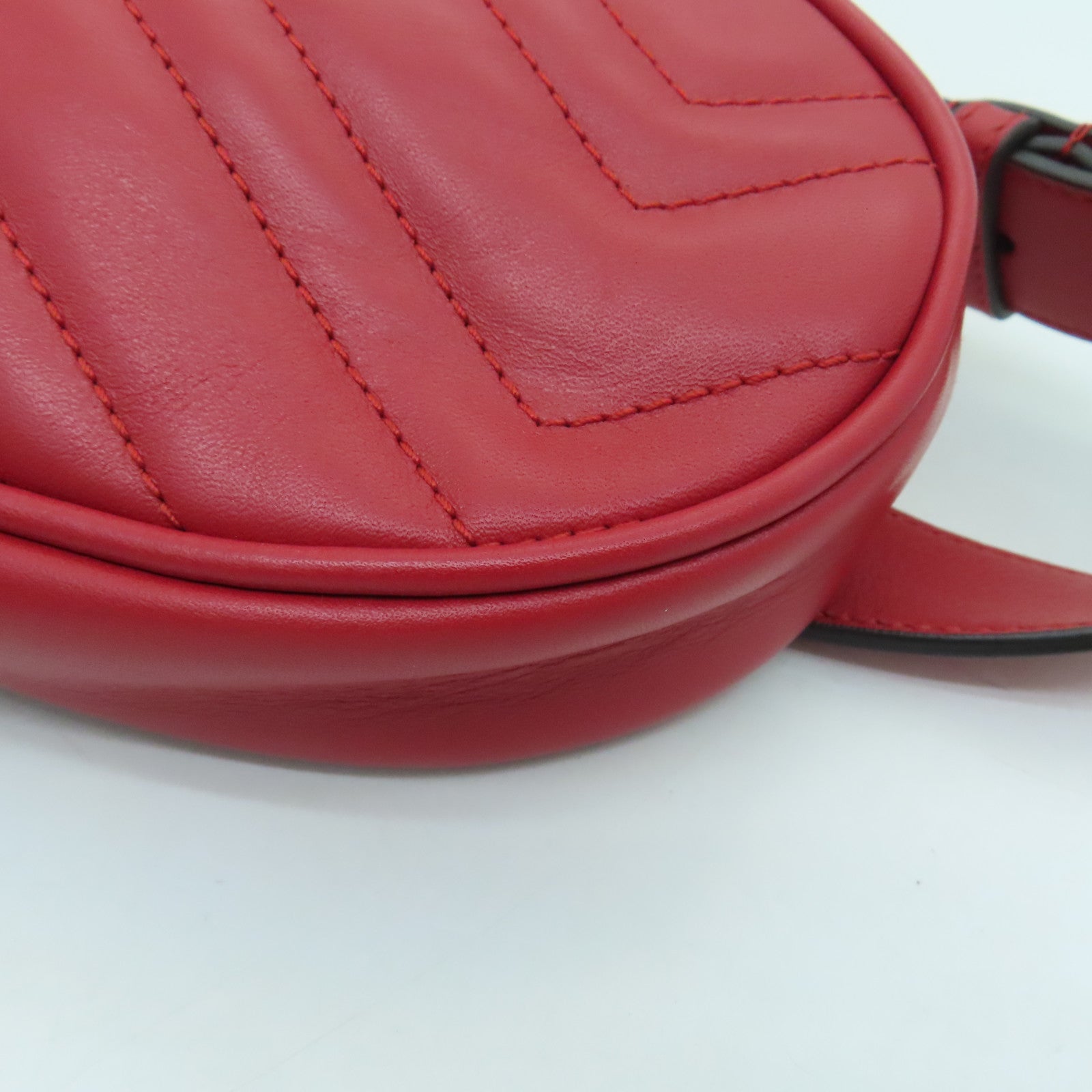 GUCCI 【激減優惠】斜紋牛皮皮革GG Marmont金扣腰包紅色