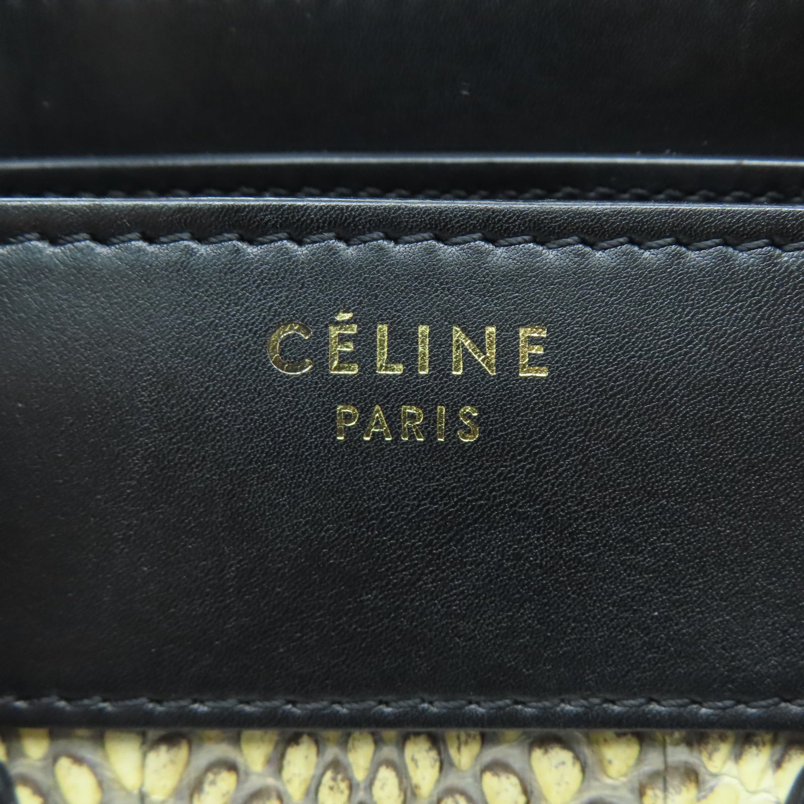 CELINE 蛇皮皮革Mirco Luggage金扣肩背袋黑色/米色