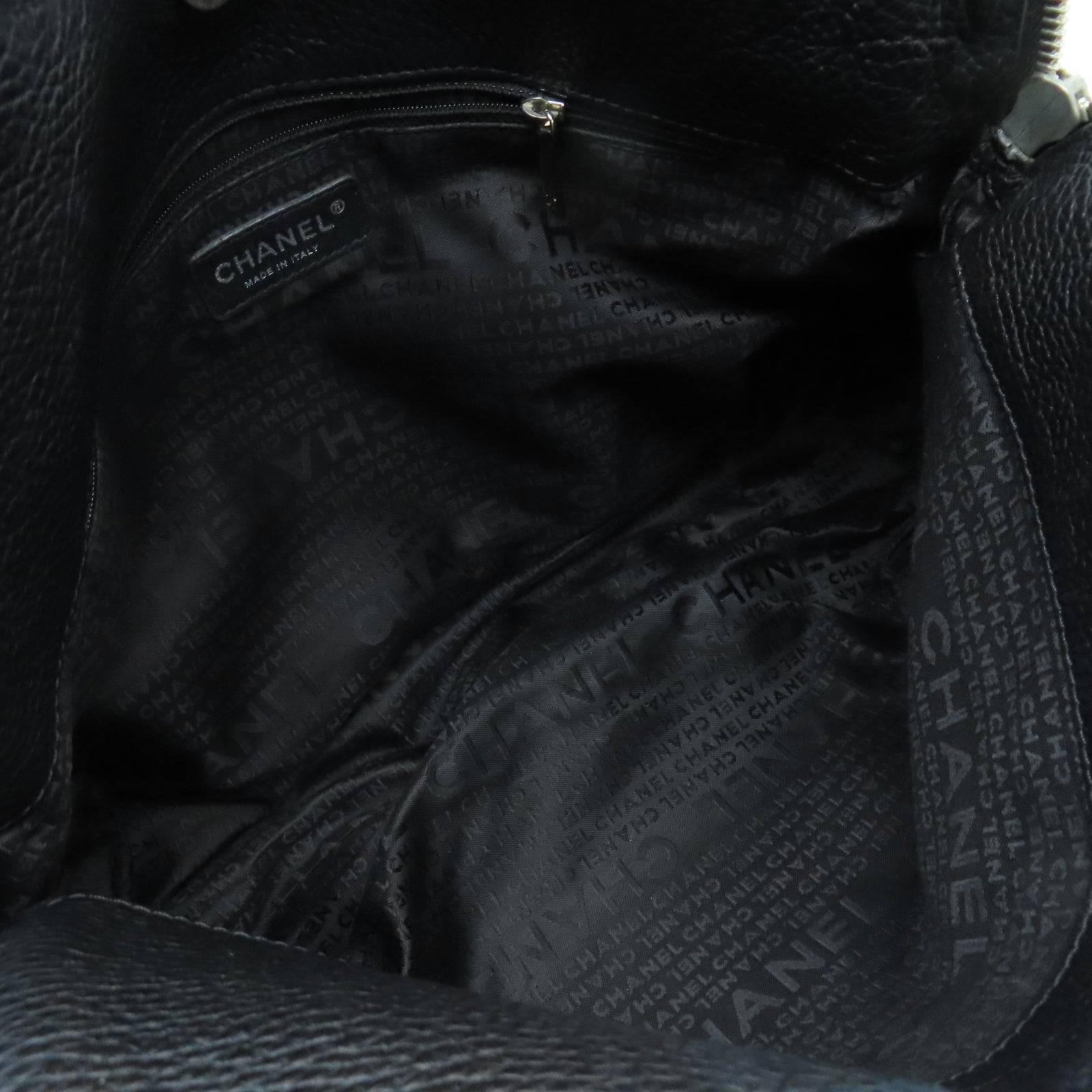 CHANEL 牛皮皮革Shoulder Bag銀扣肩背袋黑色
