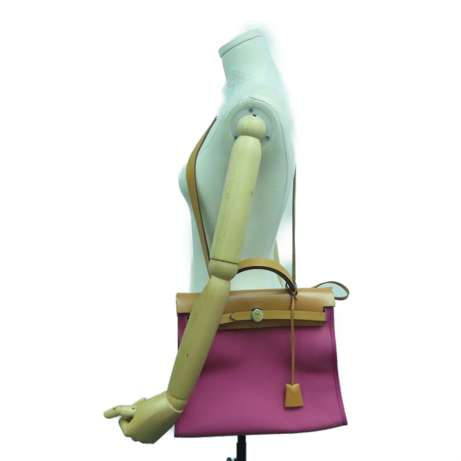 HERMES 帆布Herbag PM银扣肩背袋Tosca