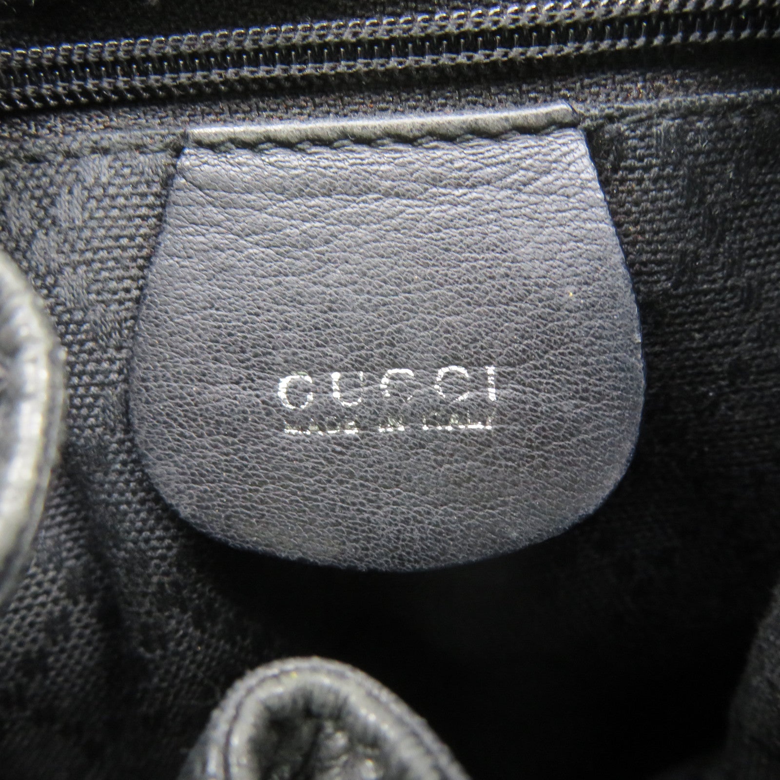 GUCCI 牛皮皮革Backpack銀扣背包黑色