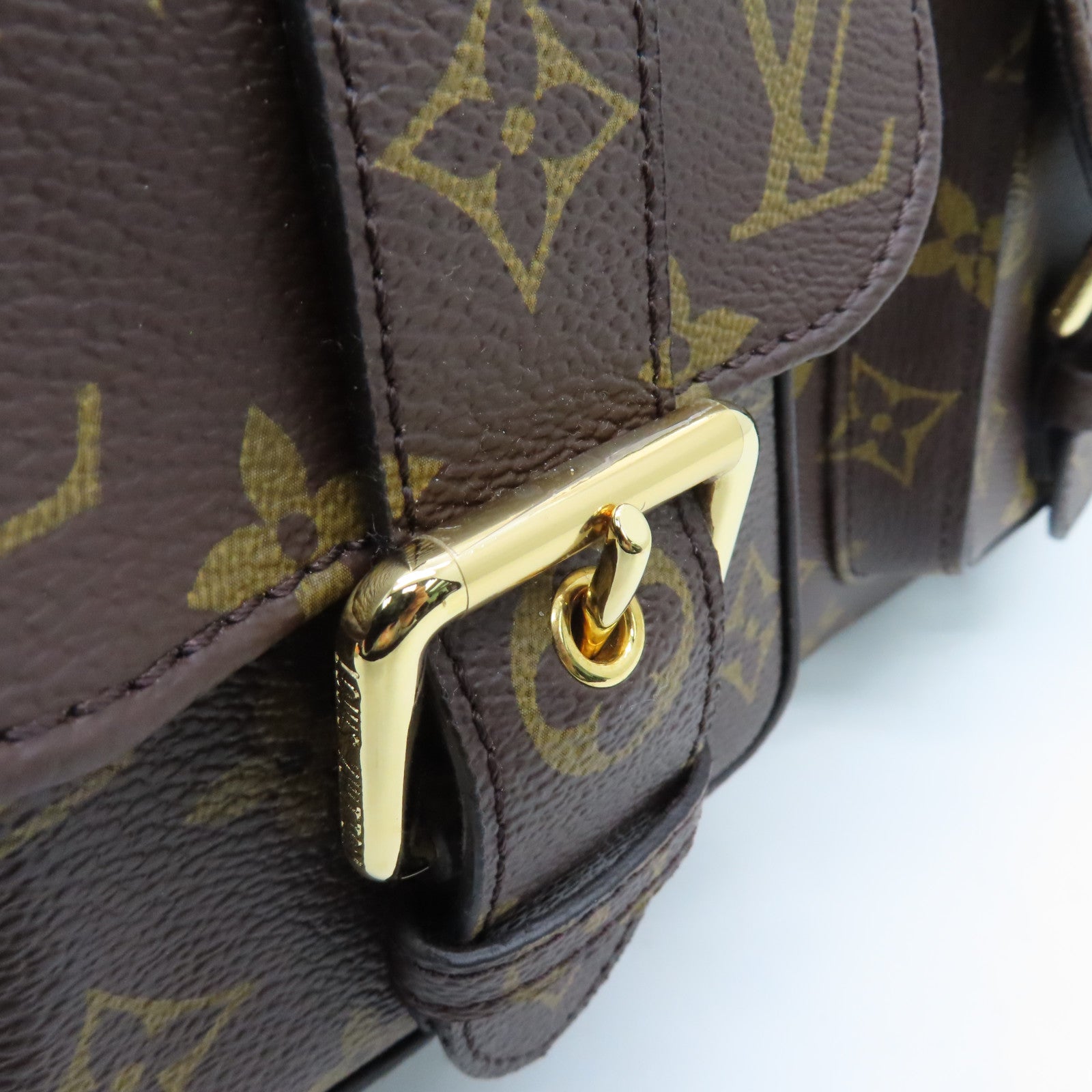 LOUIS VUITTON Monogram Manhattan金扣手挽袋啡色