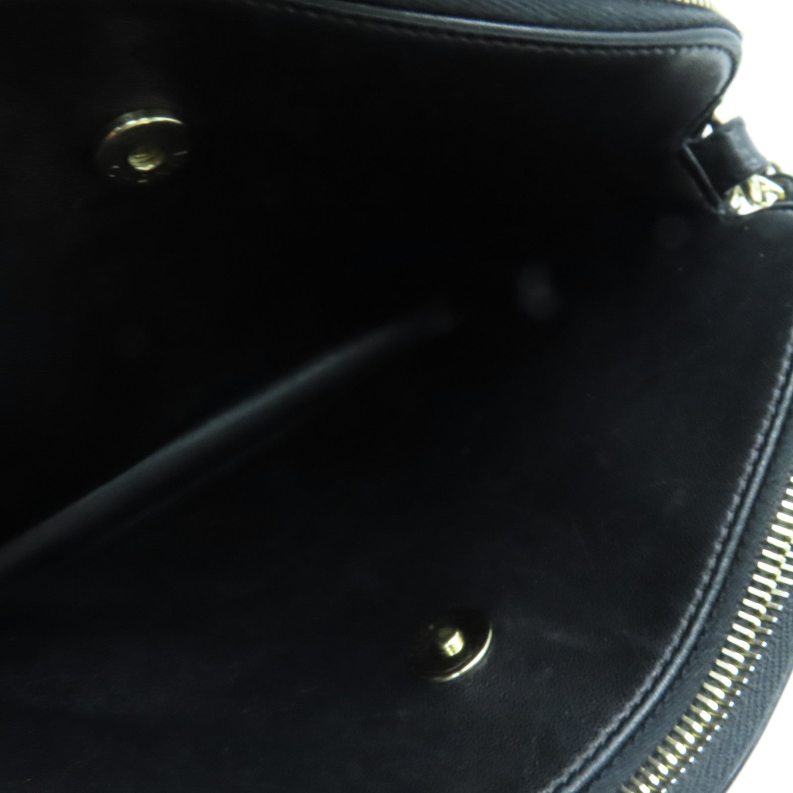 CHANEL 菱格漆皮皮革Chain Shoulder Bag金扣链带肩背袋黑色