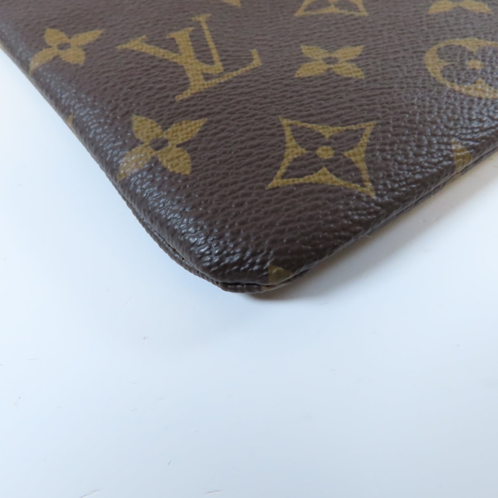 LOUIS VUITTON Monogram Daily Pouch金扣手拿包啡色/粉紅色