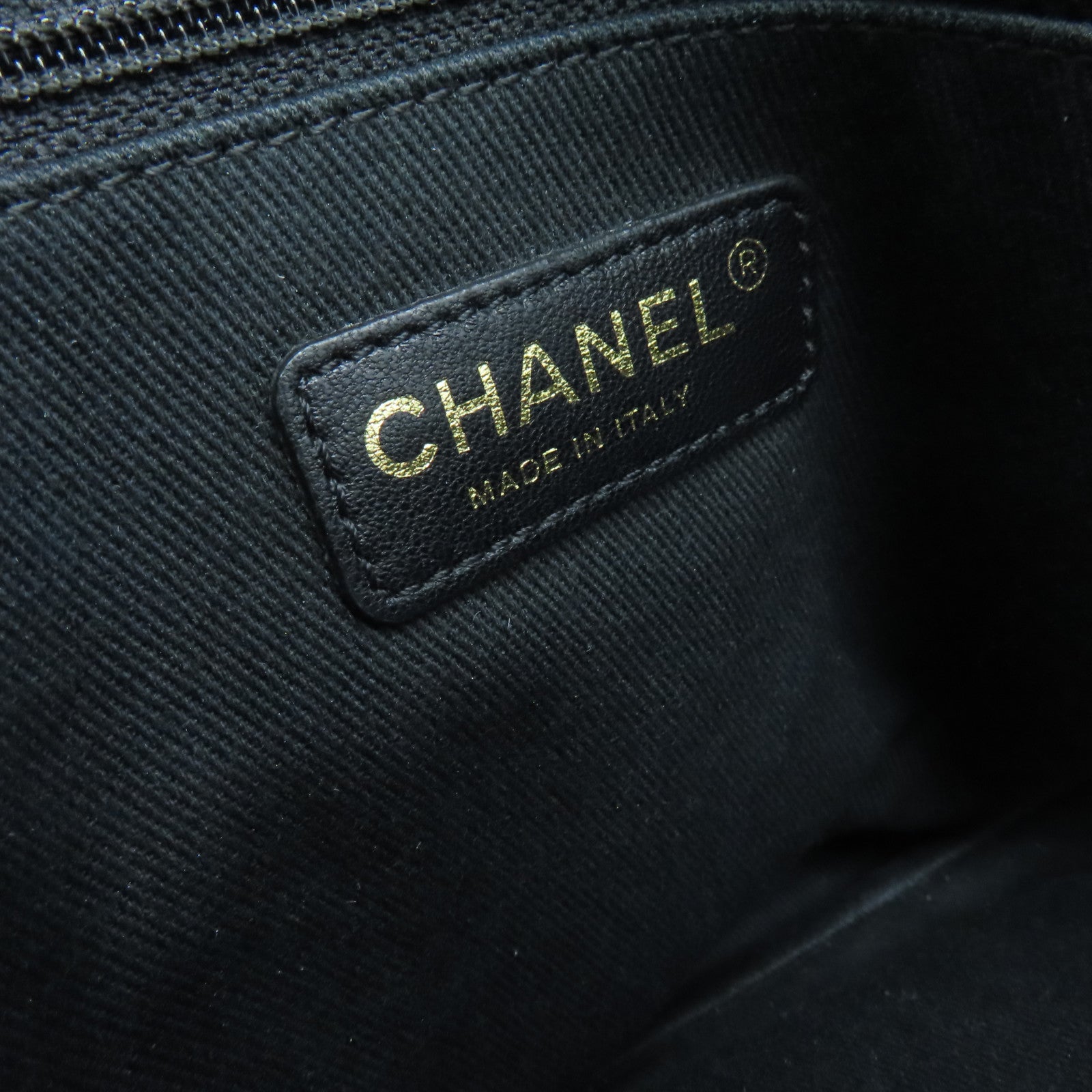 CHANEL 菱格漆皮皮革Chain Shoulder Bag金扣链带肩背袋黑色