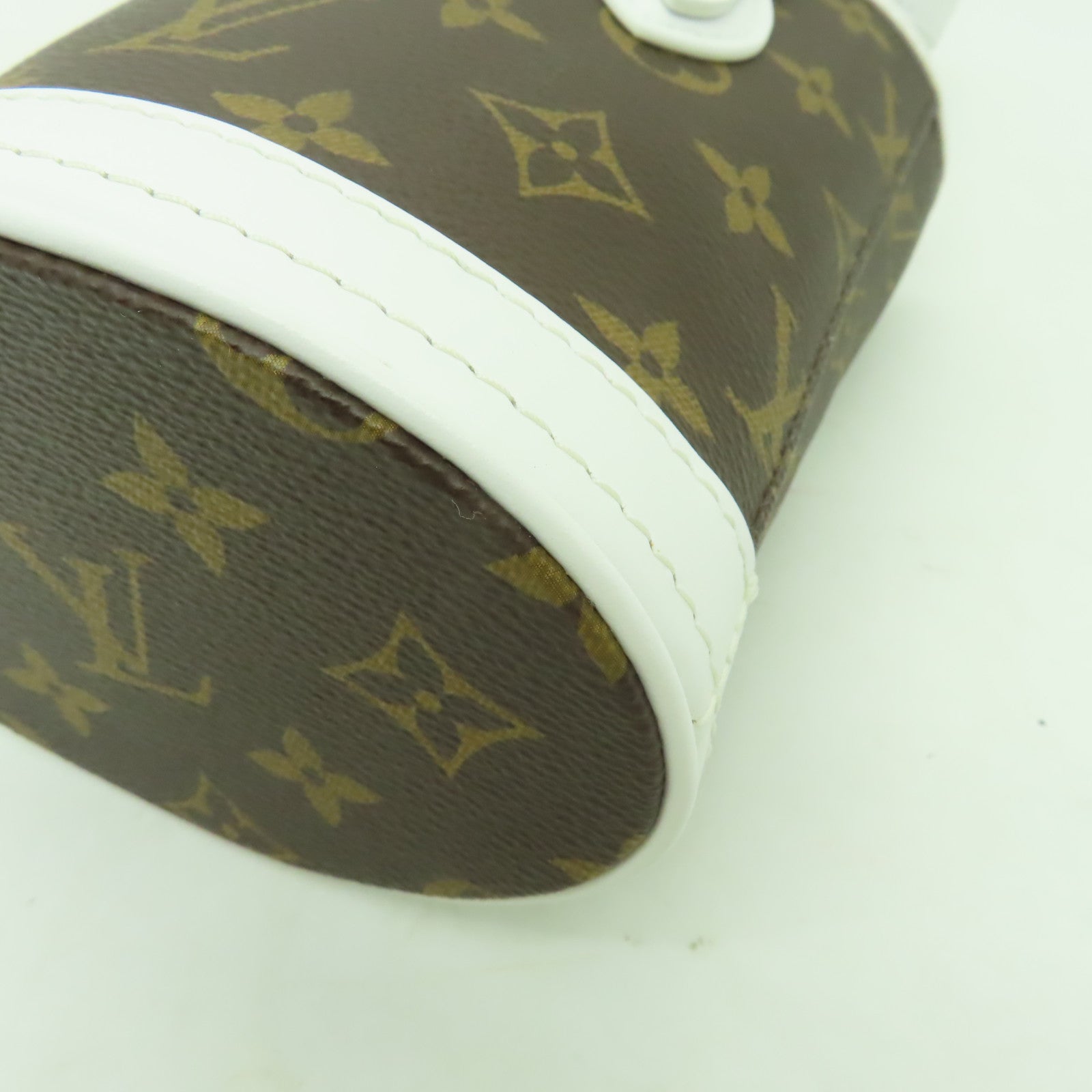 LOUIS VUITTON Monogram Nano Bucket金扣手挽肩背兩用袋啡色/白色