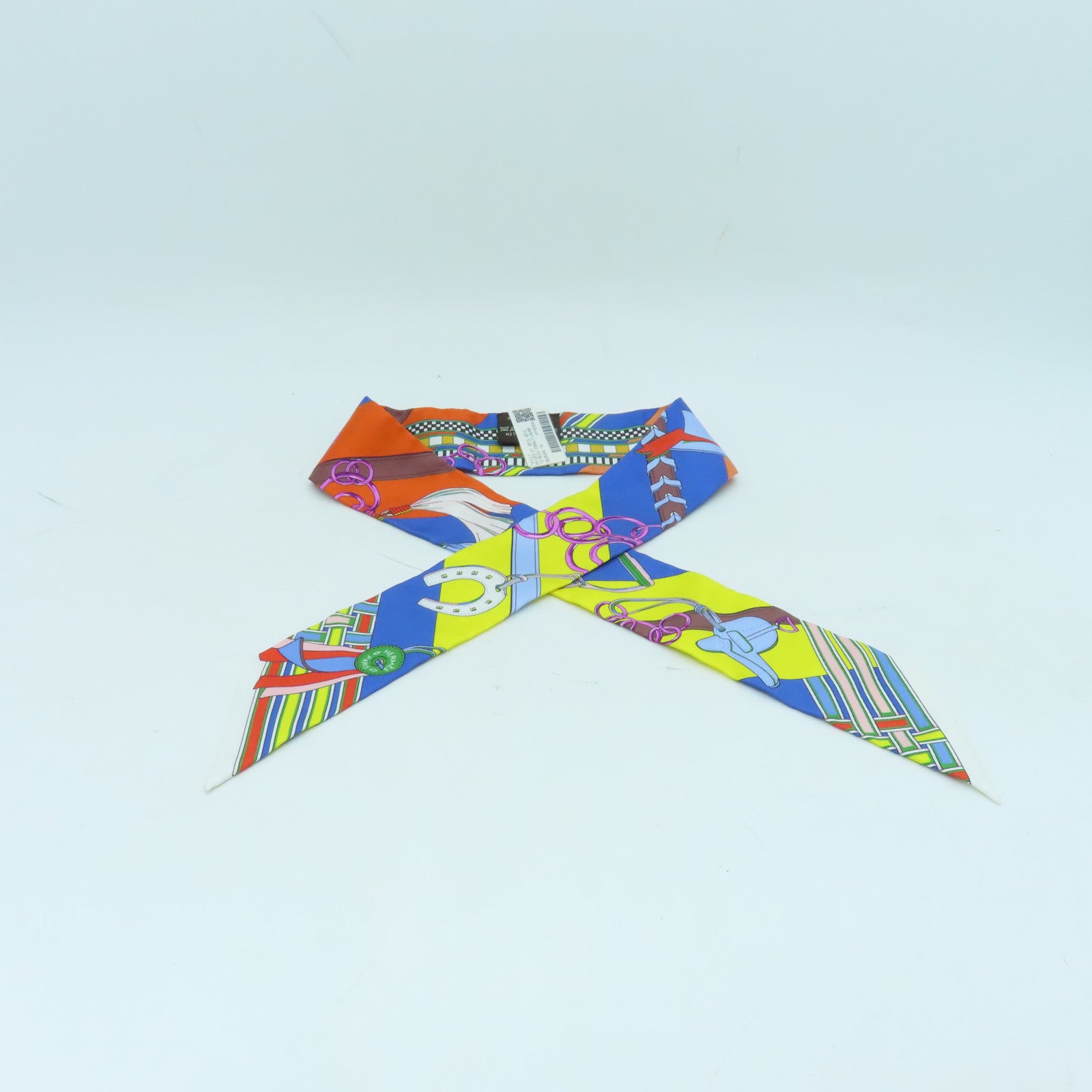 HERMES Silk Twilly Scarf Color