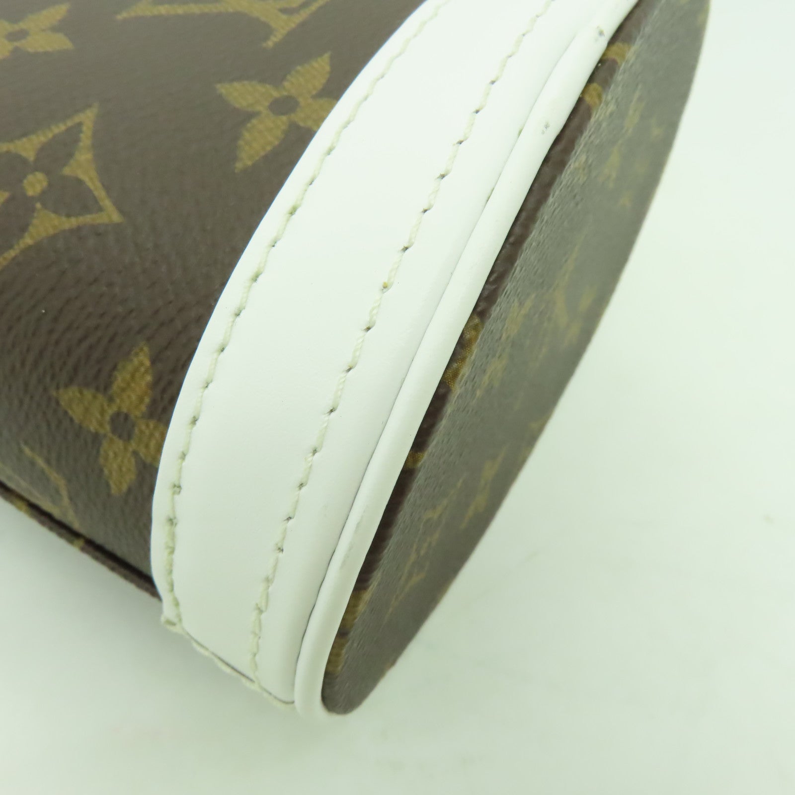 LOUIS VUITTON Monogram Nano Bucket金扣手挽肩背兩用袋啡色/白色