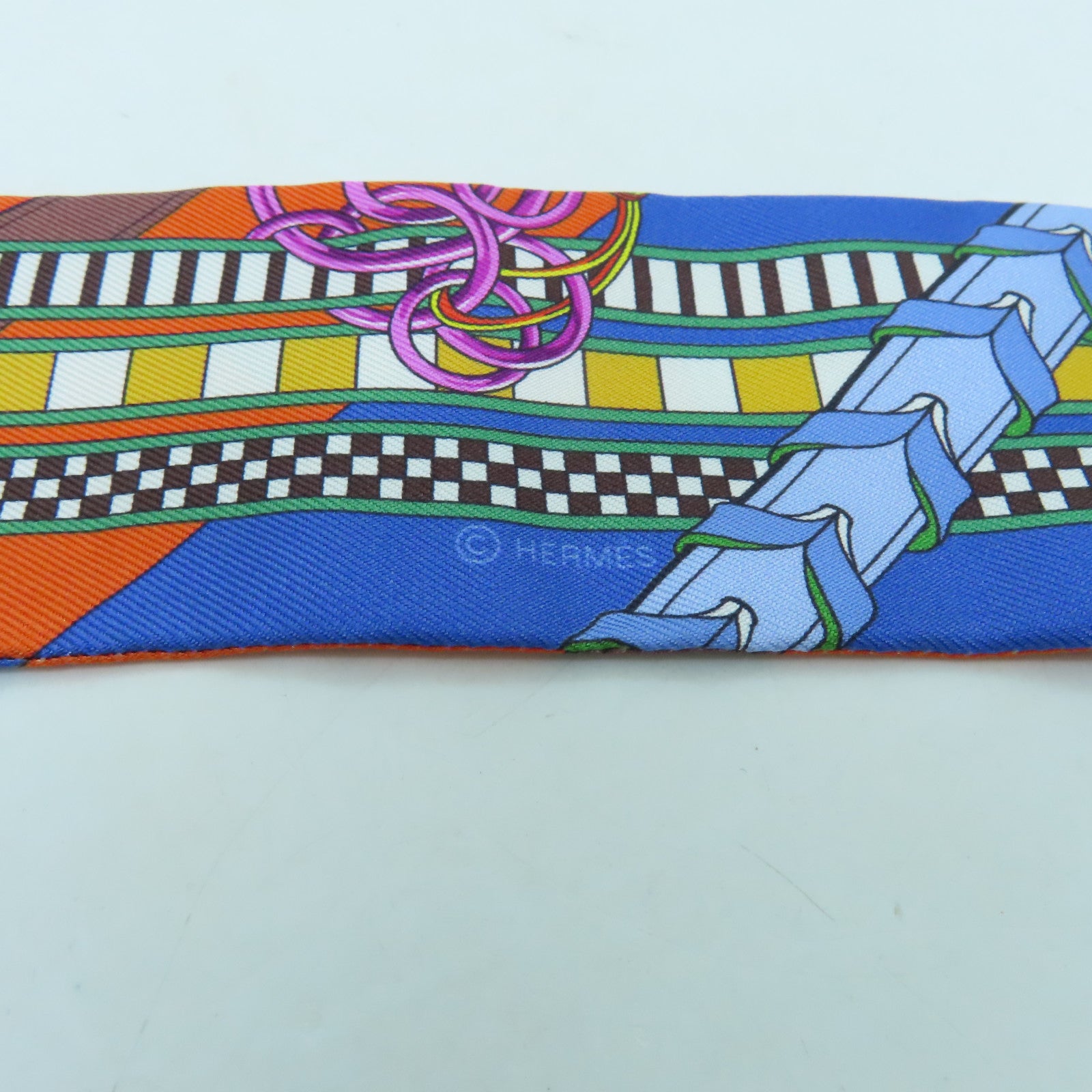HERMES Silk Twilly Scarf Color