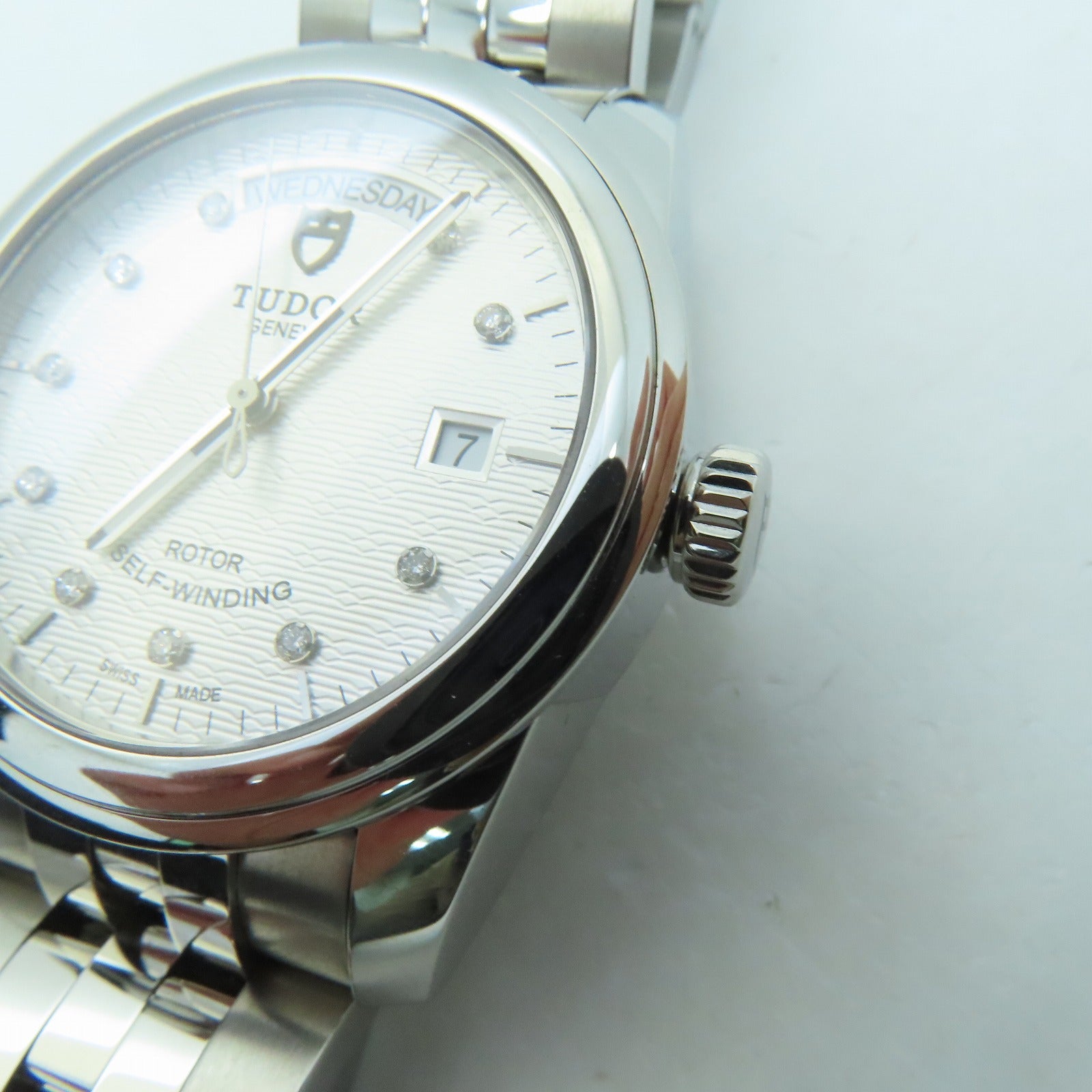 TUDOR Glamour Date Day不锈钢自动机芯灰色