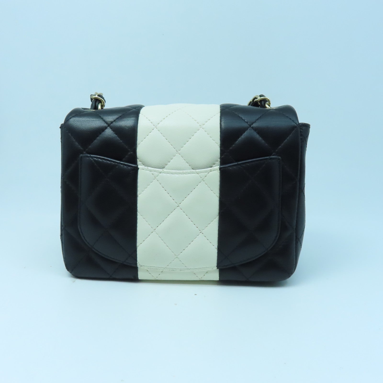 CHANEL 菱格牛皮皮革Chain Shoulder Bag金扣肩背袋黑色/白色