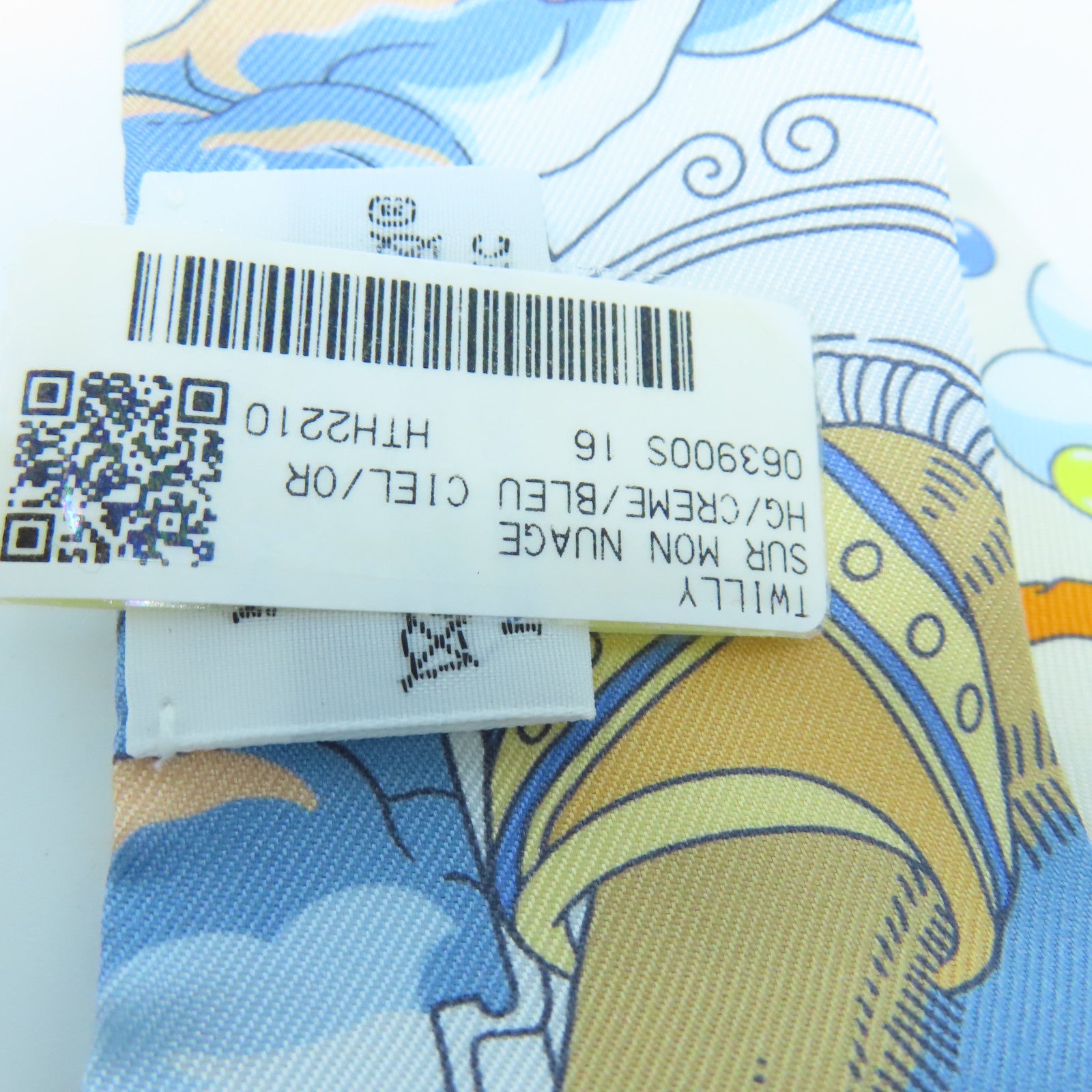 HERMES Silk Twilly Scarf White/Blue