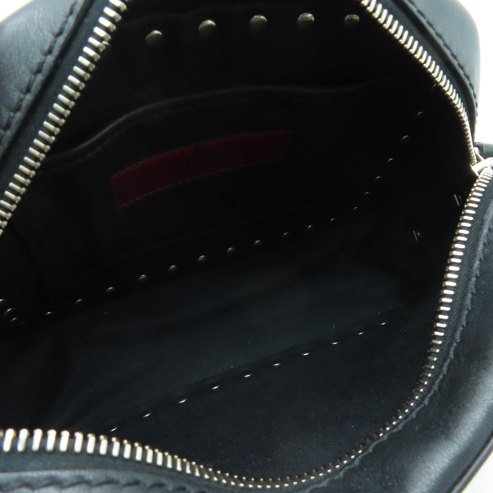 Valentino 窩釘牛皮皮革Shoulder Bag金扣肩背袋黑色