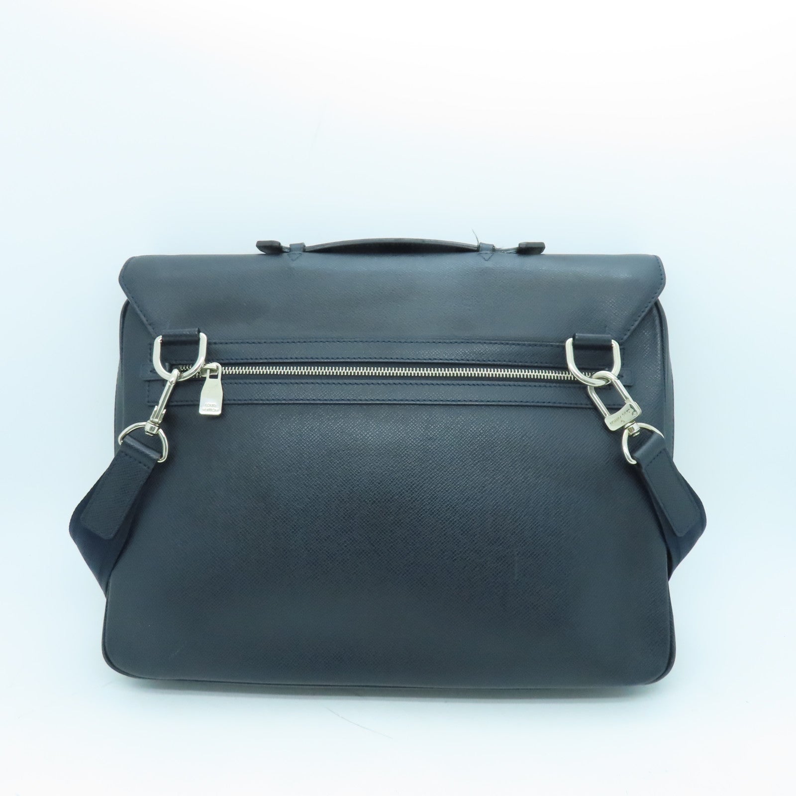 LOUIS VUITTON cowhide leather Vassili PM silver buckle shoulder bag black