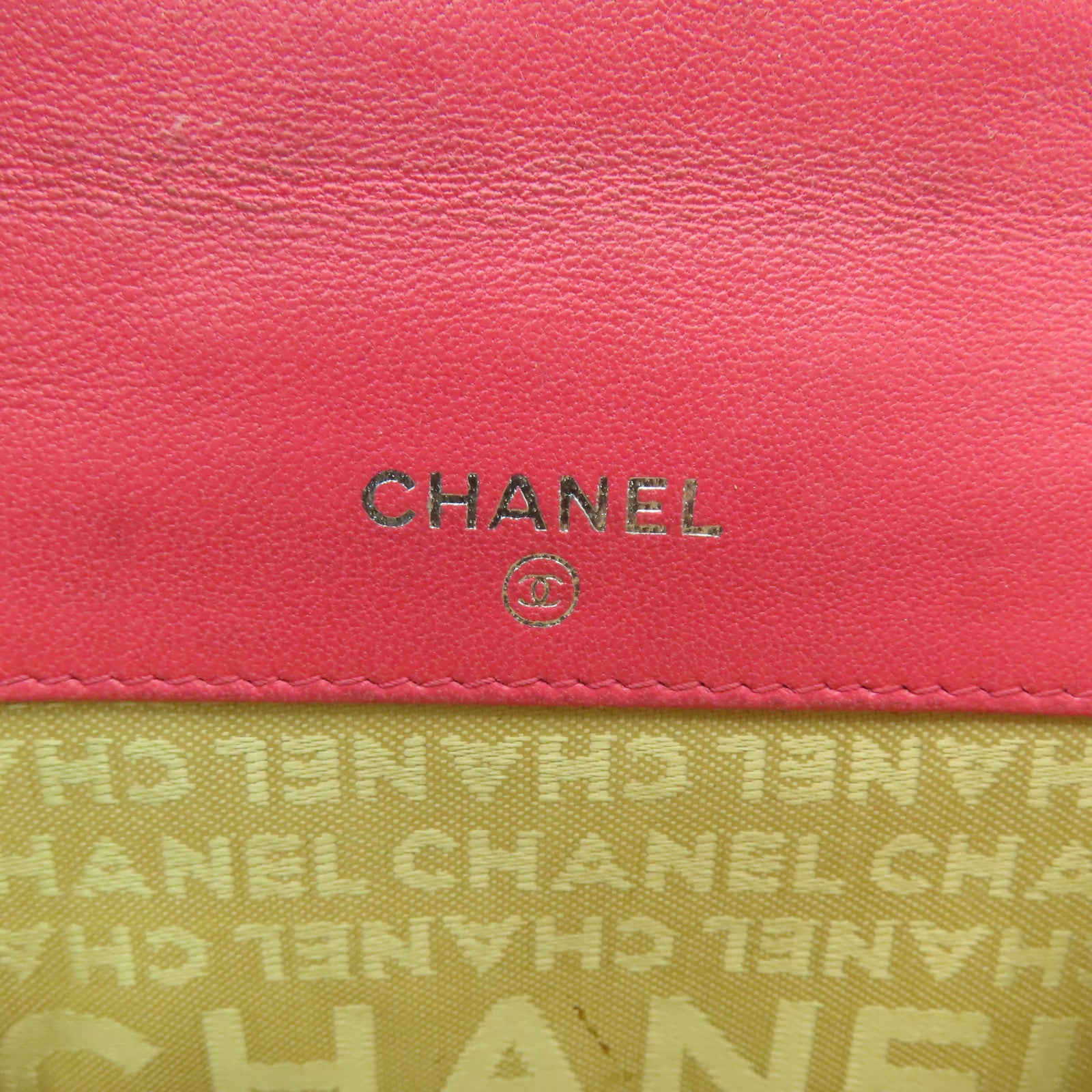 CHANEL 【激減優惠】牛皮皮革Wallet銀扣錢包粉紅色