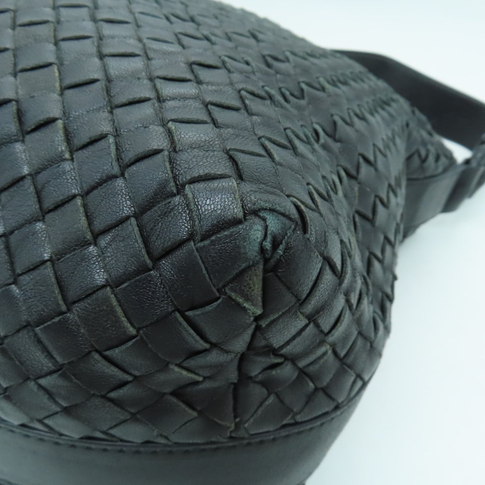 BOTTEGA VENETA 織紋皮革Tote Bag銀扣肩背袋黑色