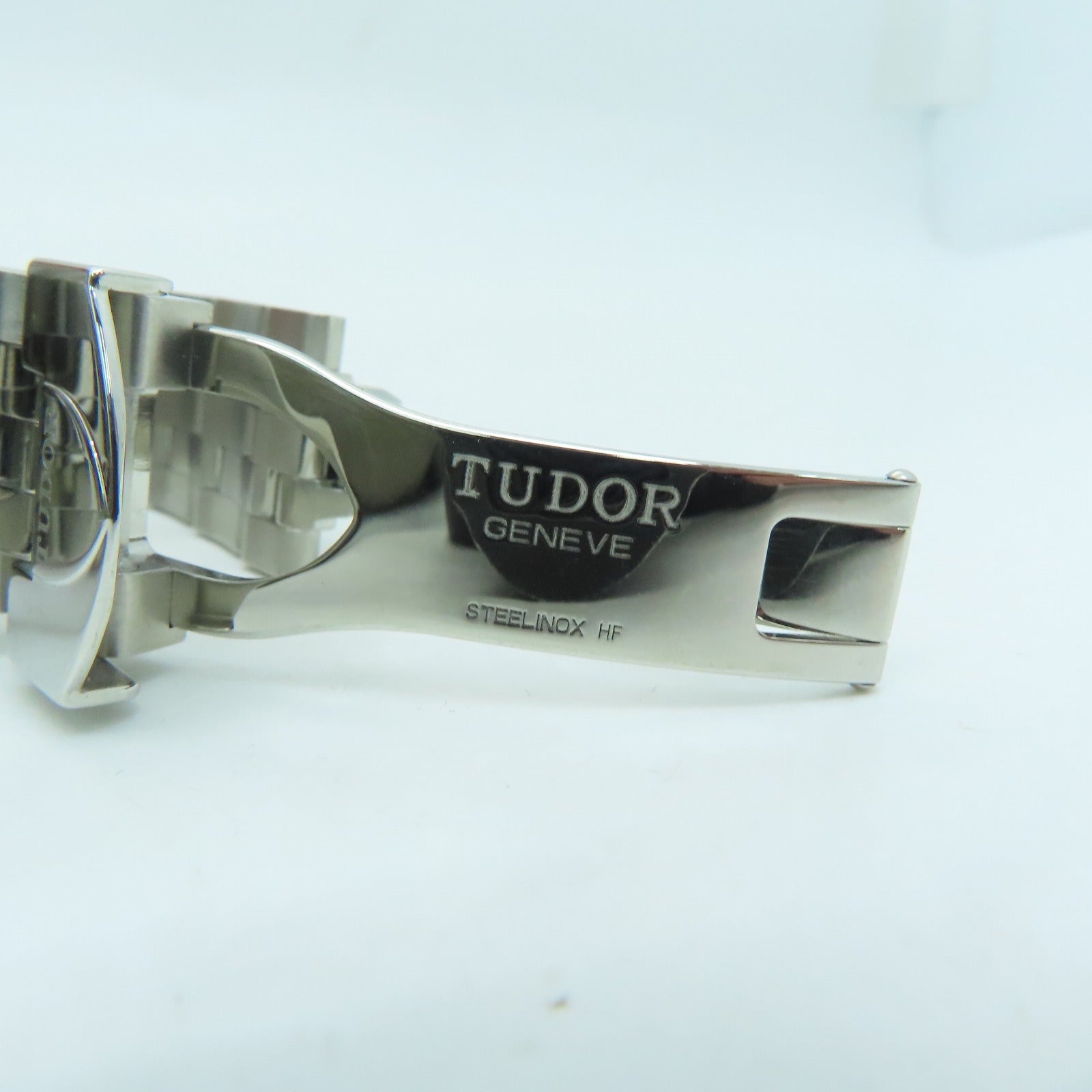 TUDOR Glamour Double Day不锈钢手表自动机芯黑色