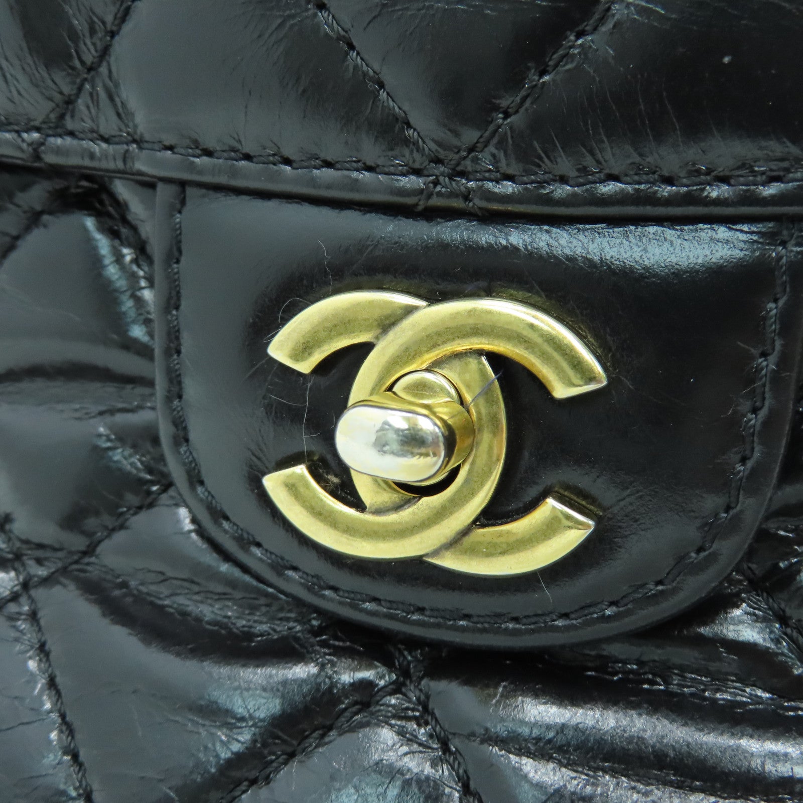 CHANEL 菱格Aged Calf皮革Chain Shoulder金扣肩背袋黑色