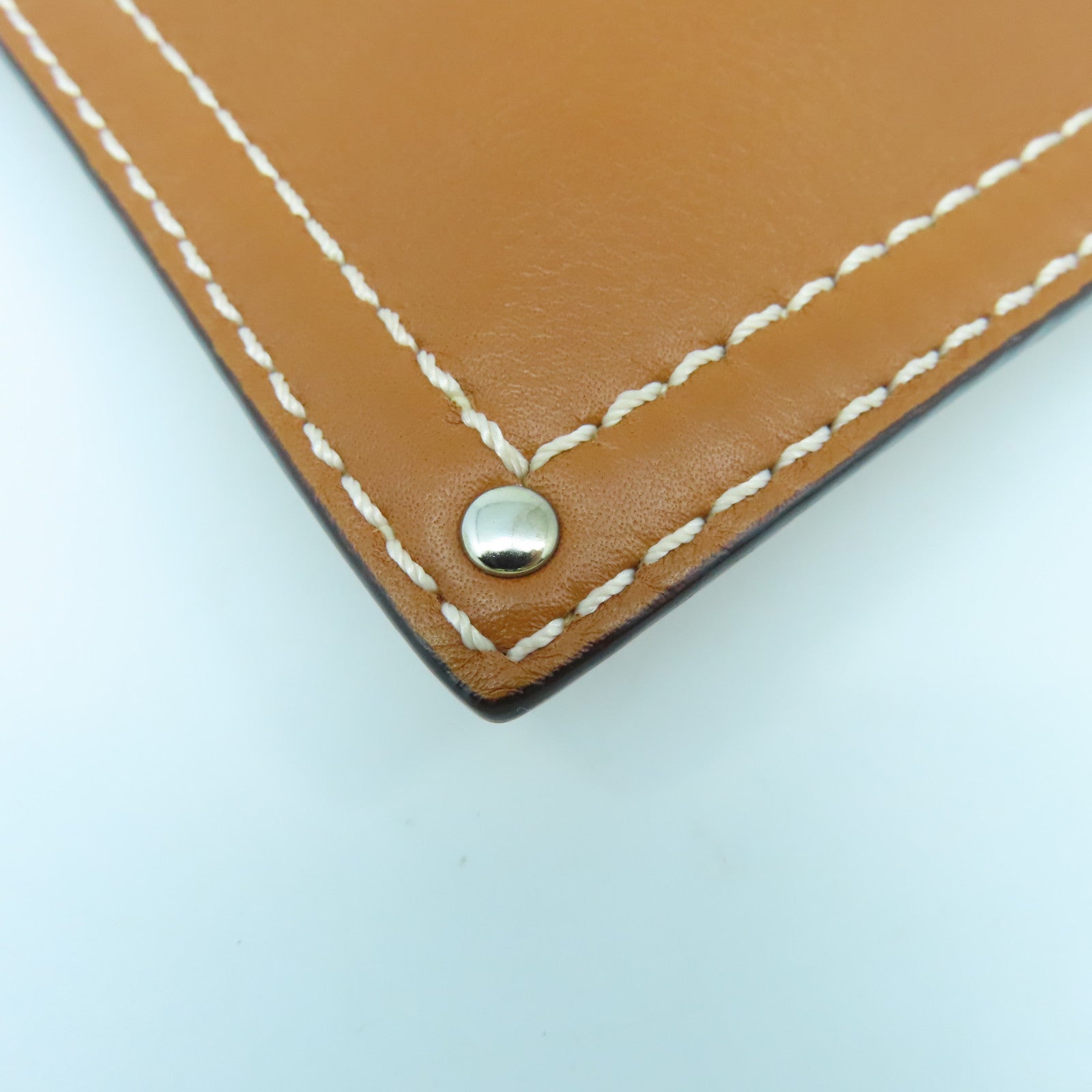 LOEWE 牛皮皮革Shoulder Bag銀扣肩背袋啡色