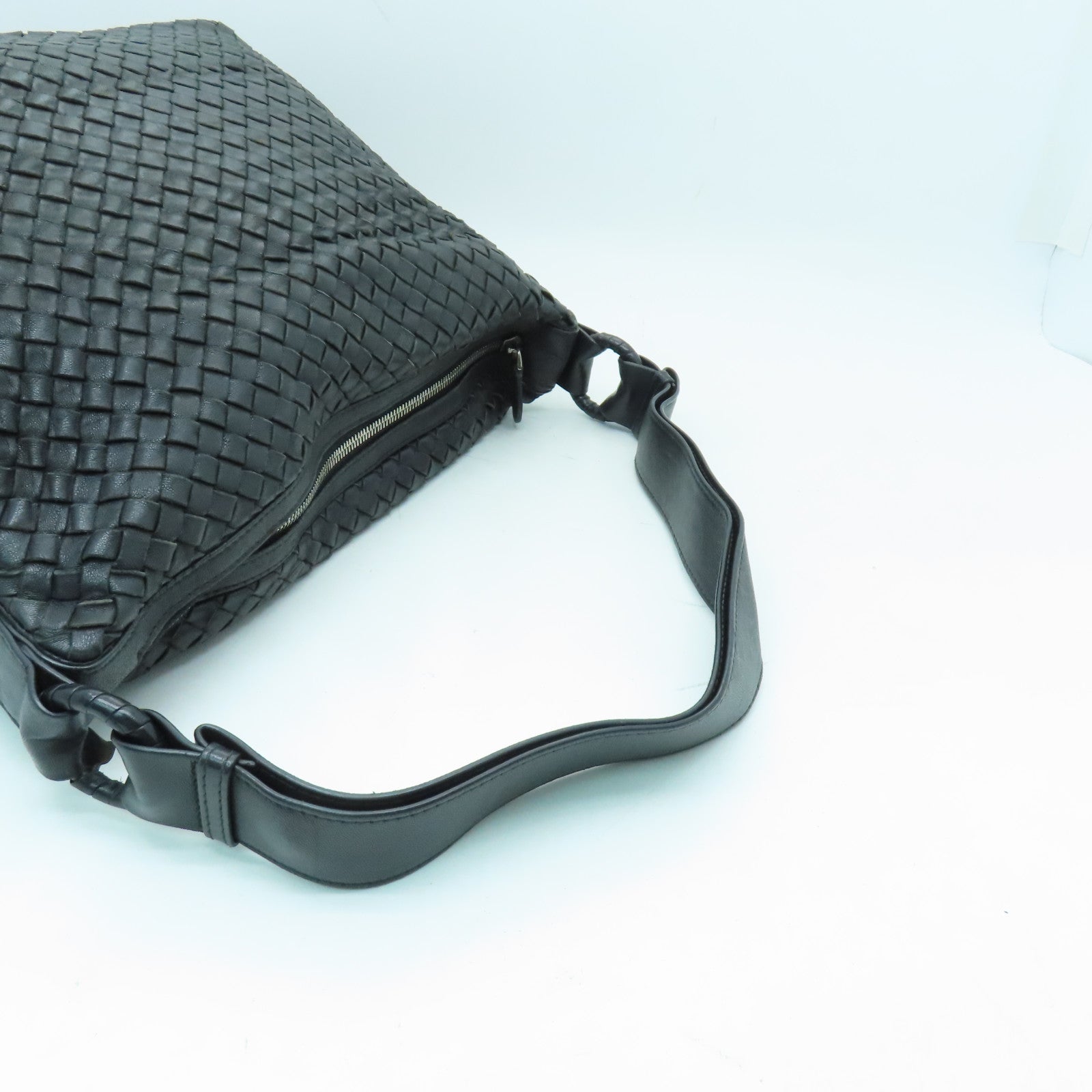 BOTTEGA VENETA 織紋皮革Tote Bag銀扣肩背袋黑色