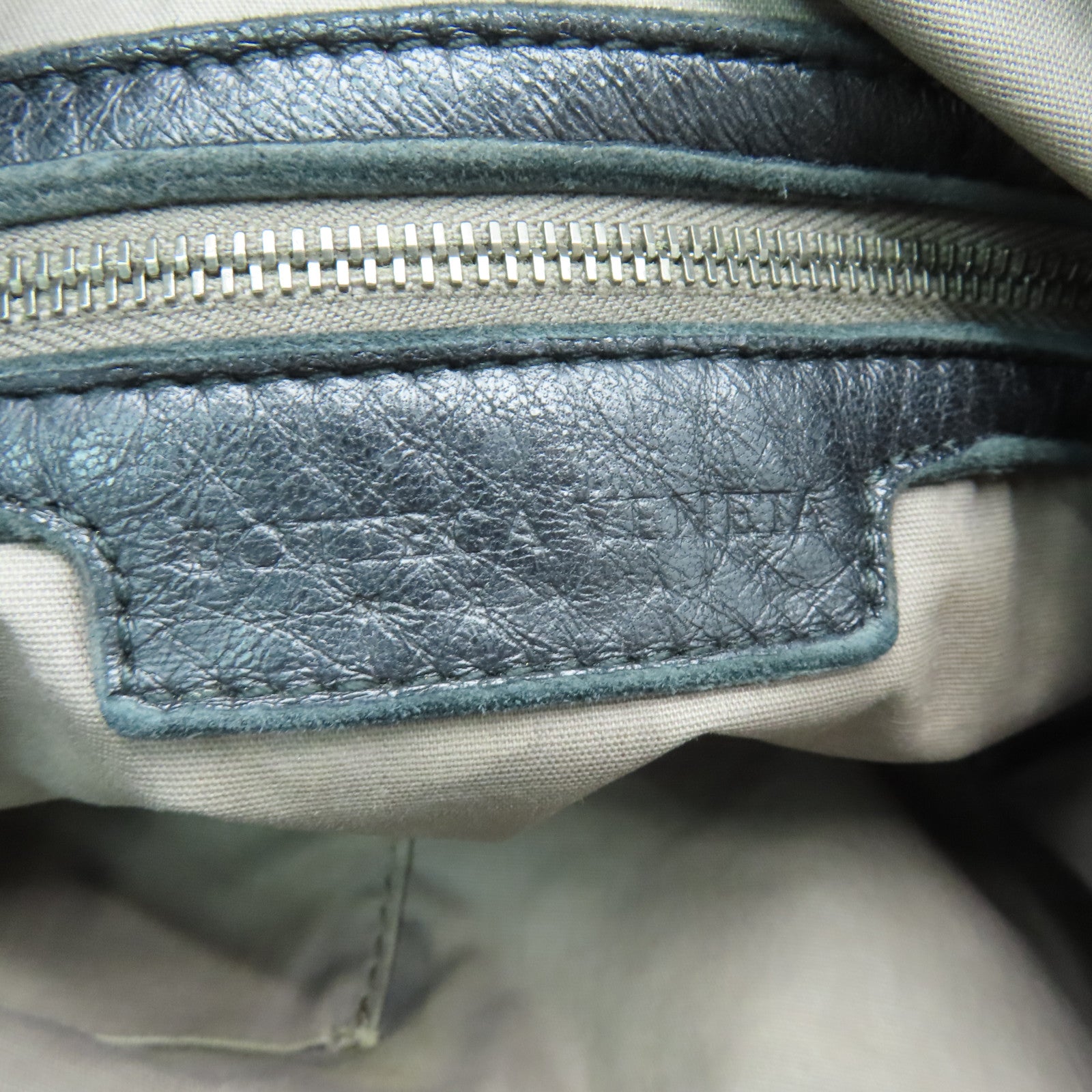 BOTTEGA VENETA 織紋皮革Tote Bag銀扣肩背袋黑色