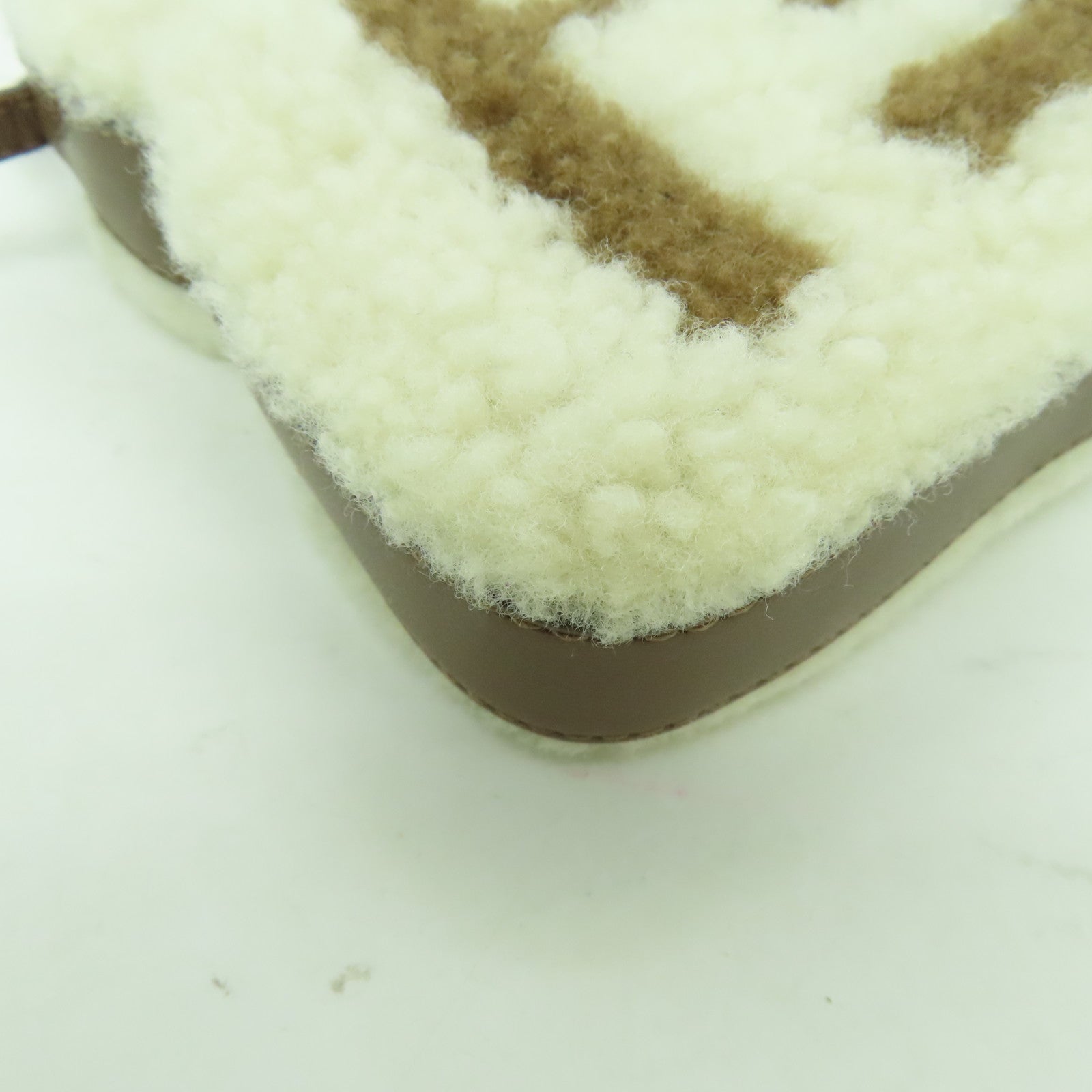 FENDI 棉布Ladies Toast Bag Charm銀扣零錢包白色