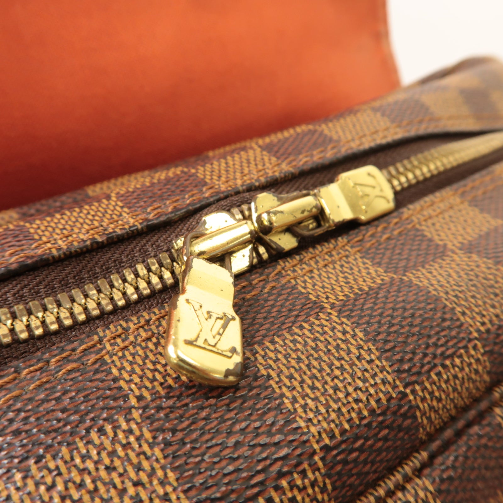 LOUIS VUITTON Damier Naviglio金扣肩背袋啡色