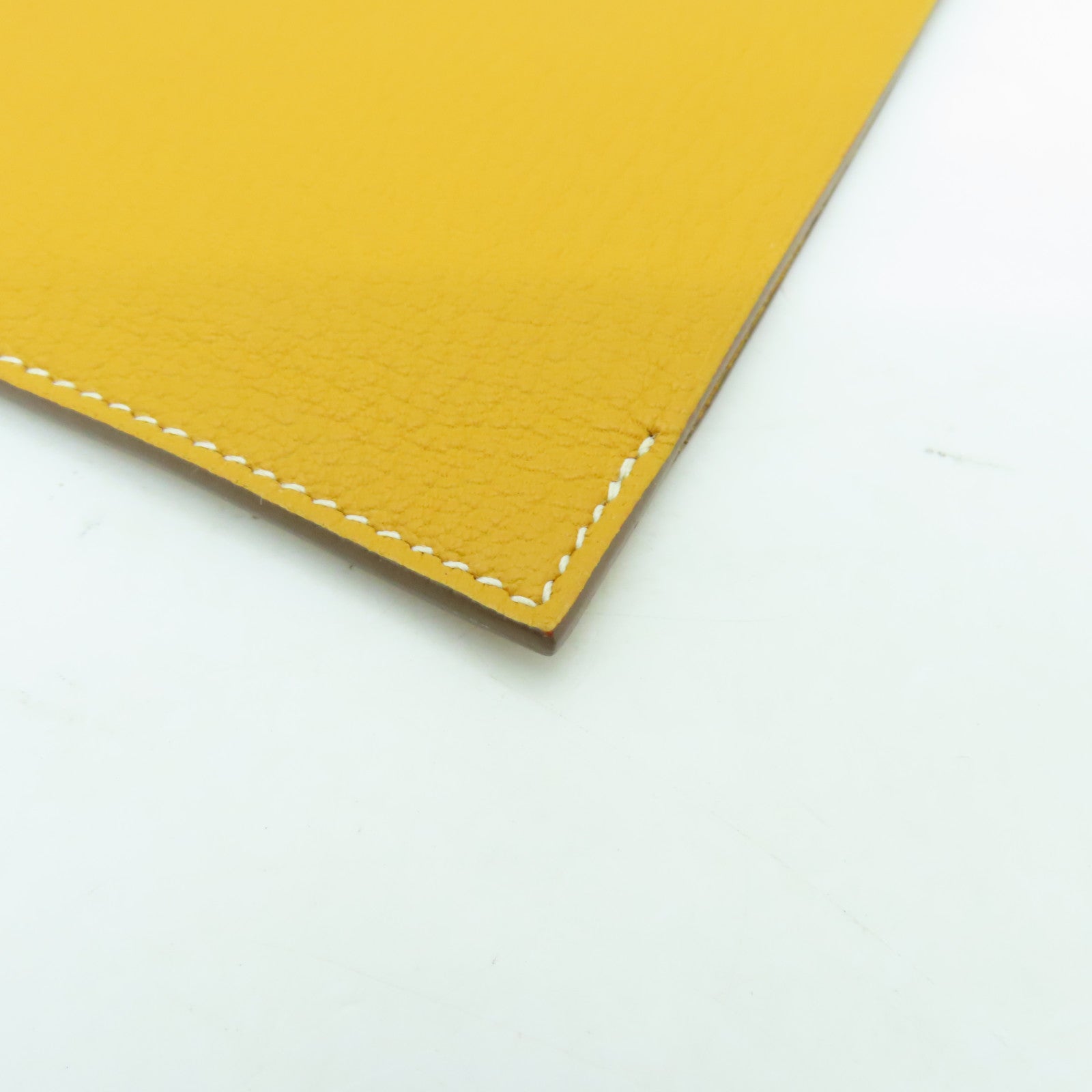 HERMES Evercolor皮革Passport Case銀扣護照套黃色
