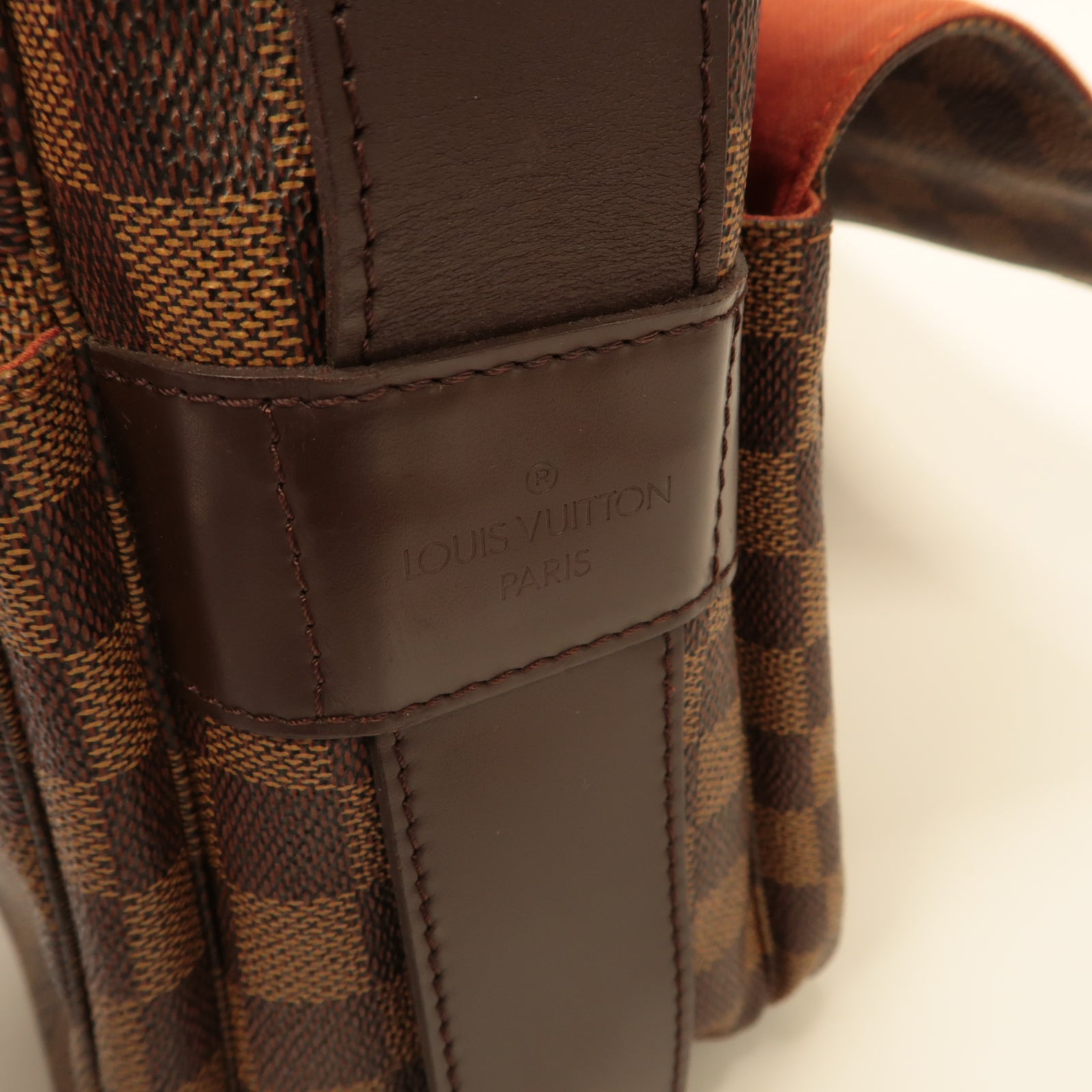 LOUIS VUITTON Damier Naviglio金扣肩背袋啡色