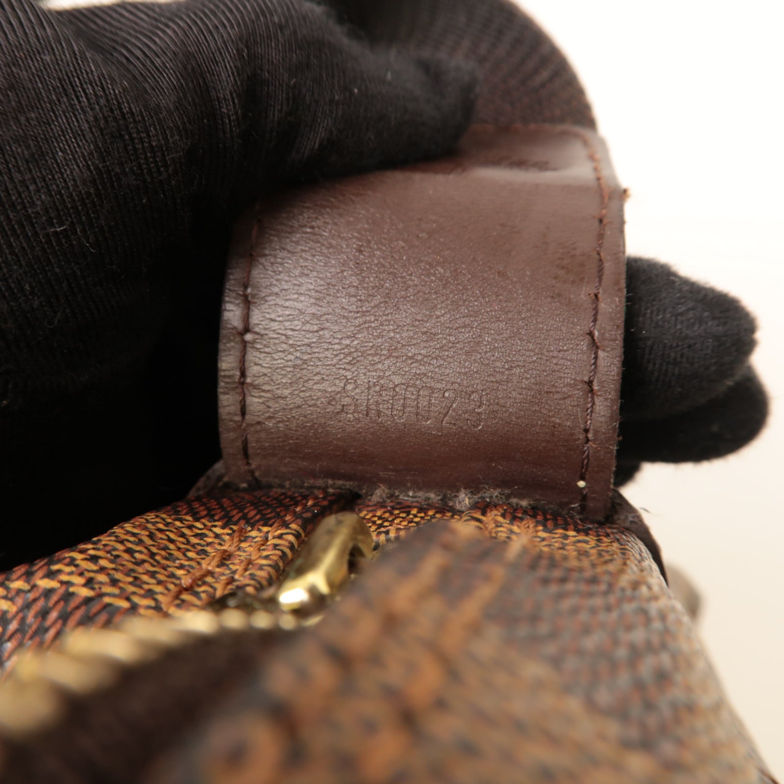 LOUIS VUITTON Damier Naviglio金扣肩背袋啡色
