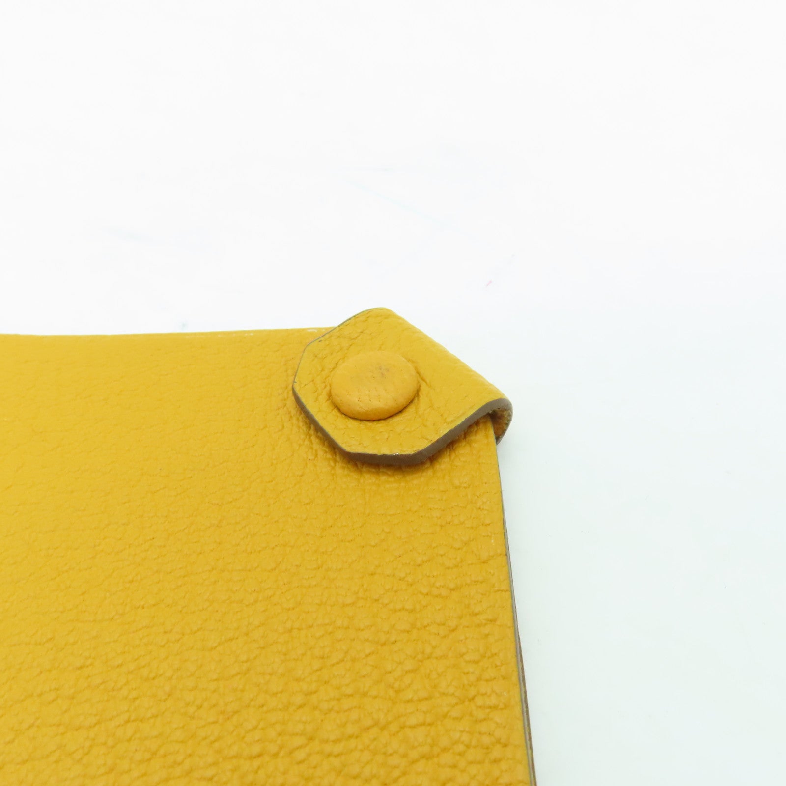 HERMES Evercolor皮革Passport Case銀扣護照套黃色