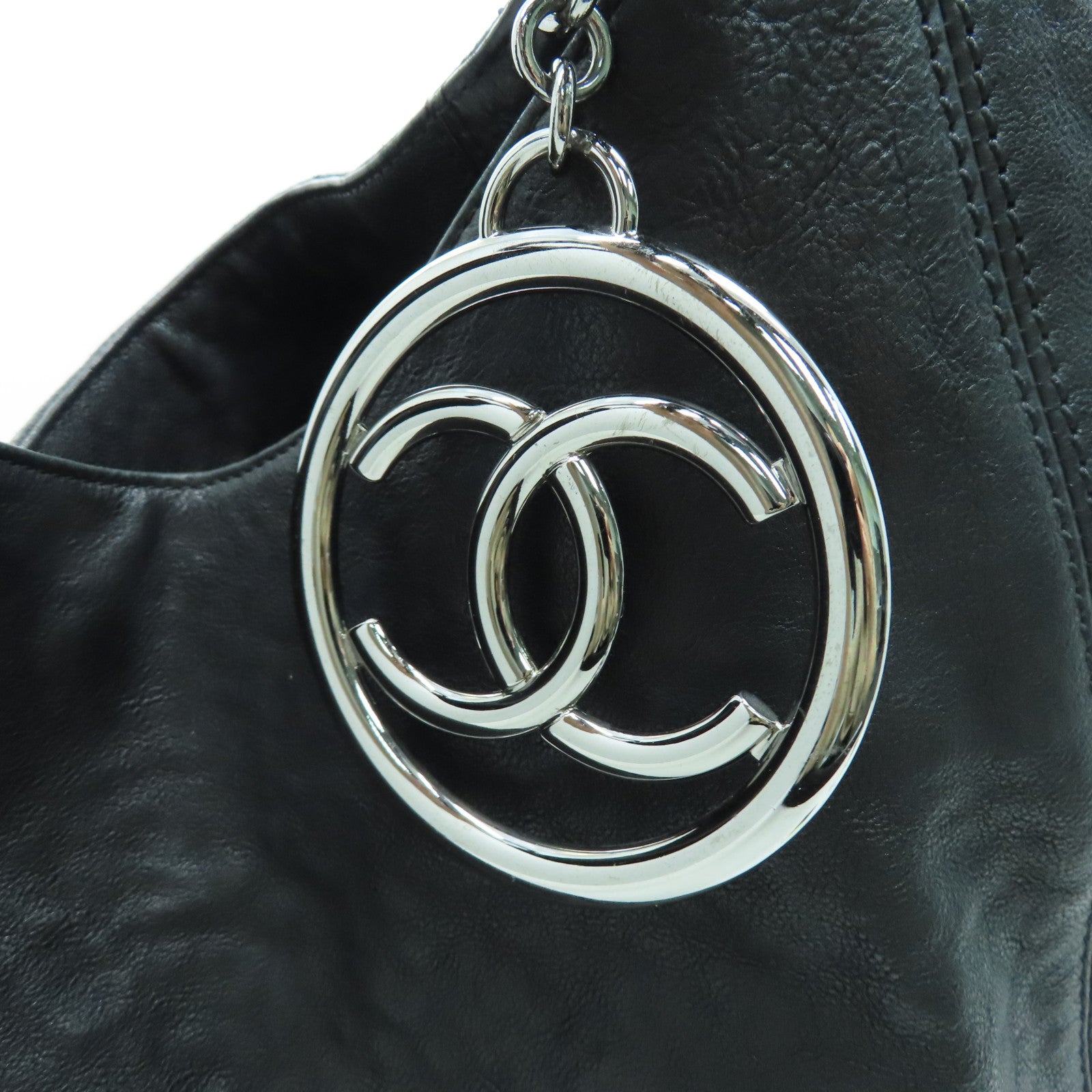 CHANEL 牛皮皮革Chain Shoulder银扣肩背袋黑色