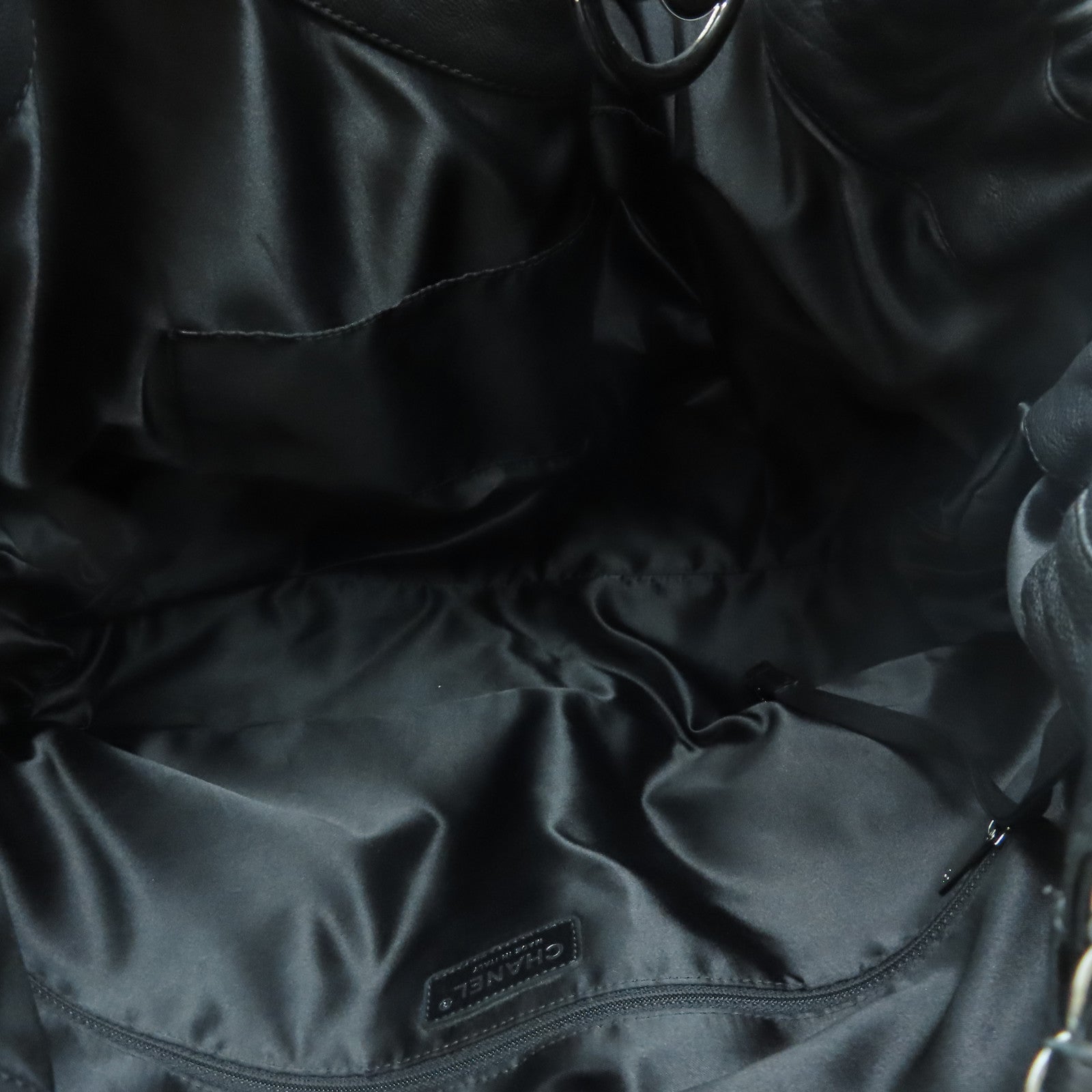 CHANEL 牛皮皮革Chain Shoulder银扣肩背袋黑色